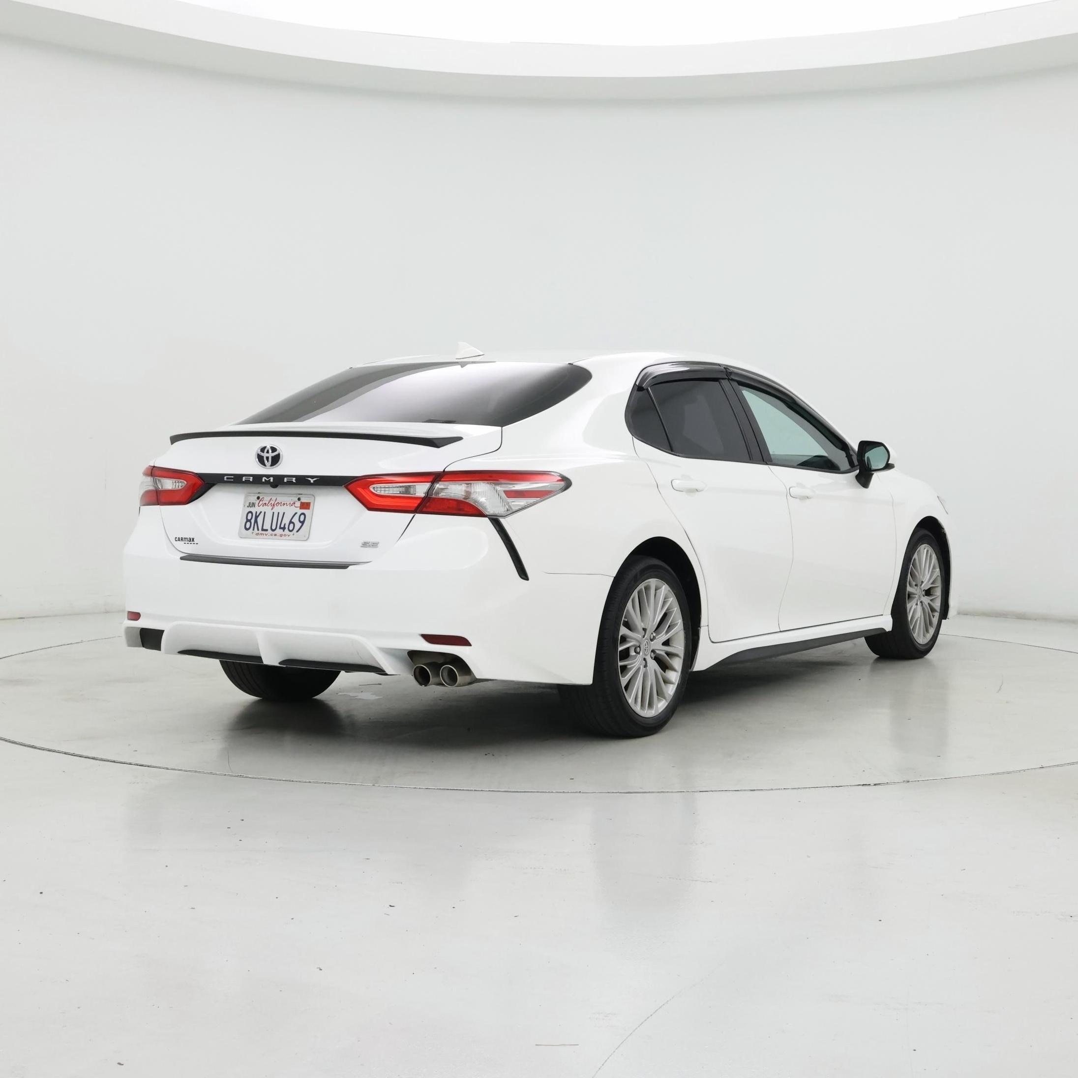 Thumbnail: 2019 Toyota Camry - 8
