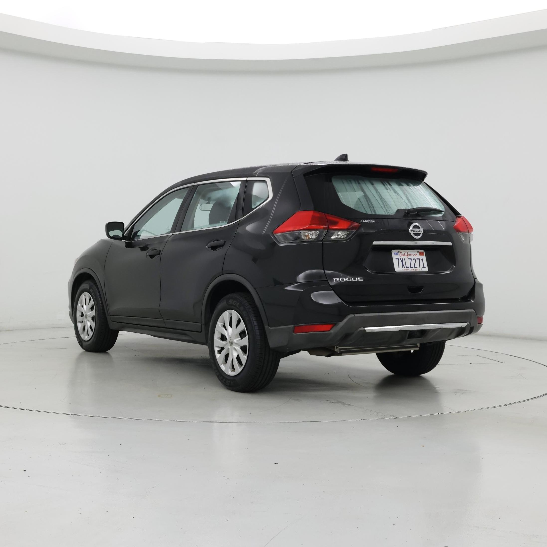 Thumbnail: 2017 Nissan Rogue - 2
