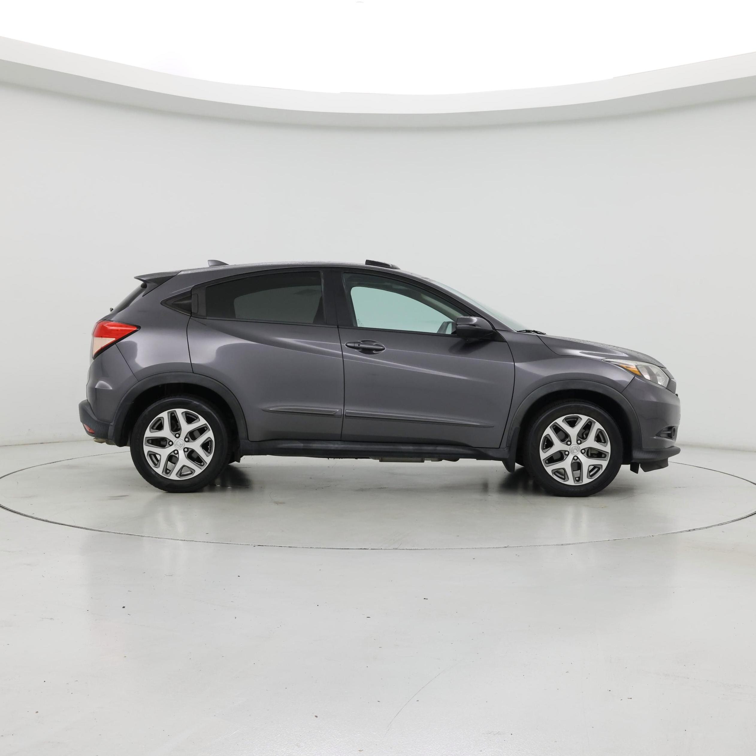 Thumbnail: 2016 Honda HR-V - 7