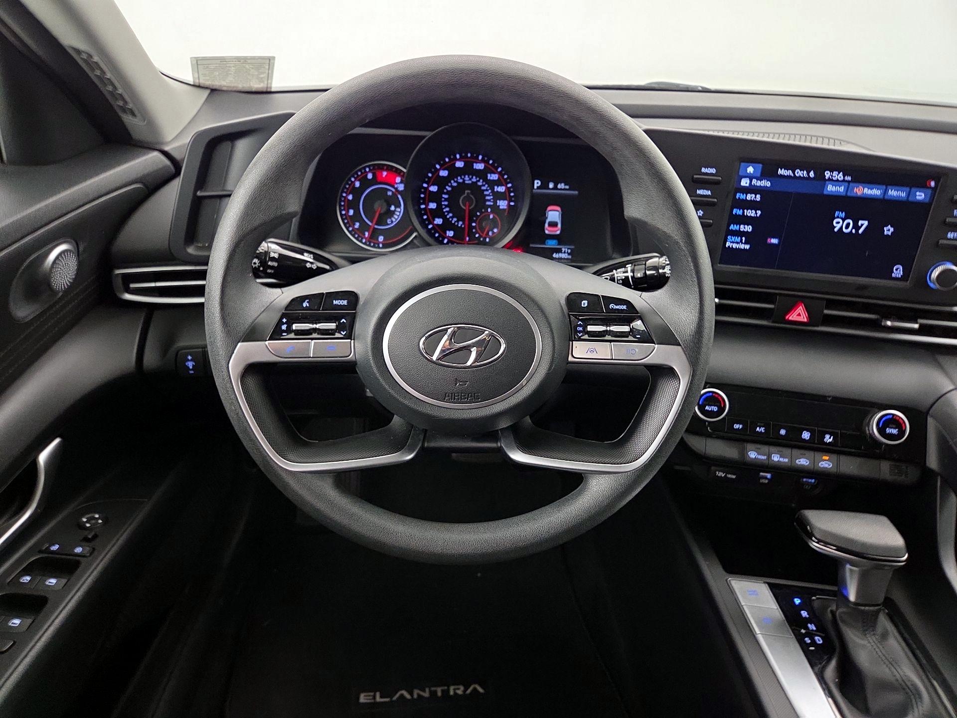 Thumbnail: 2021 Hyundai Elantra - 10