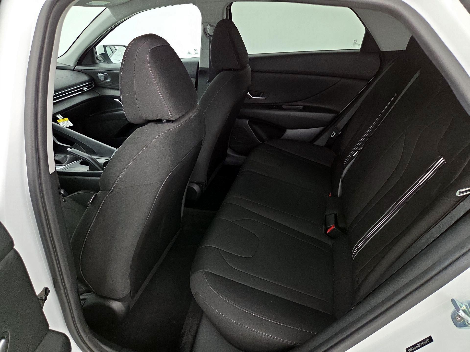 Thumbnail: 2021 Hyundai Elantra - 19