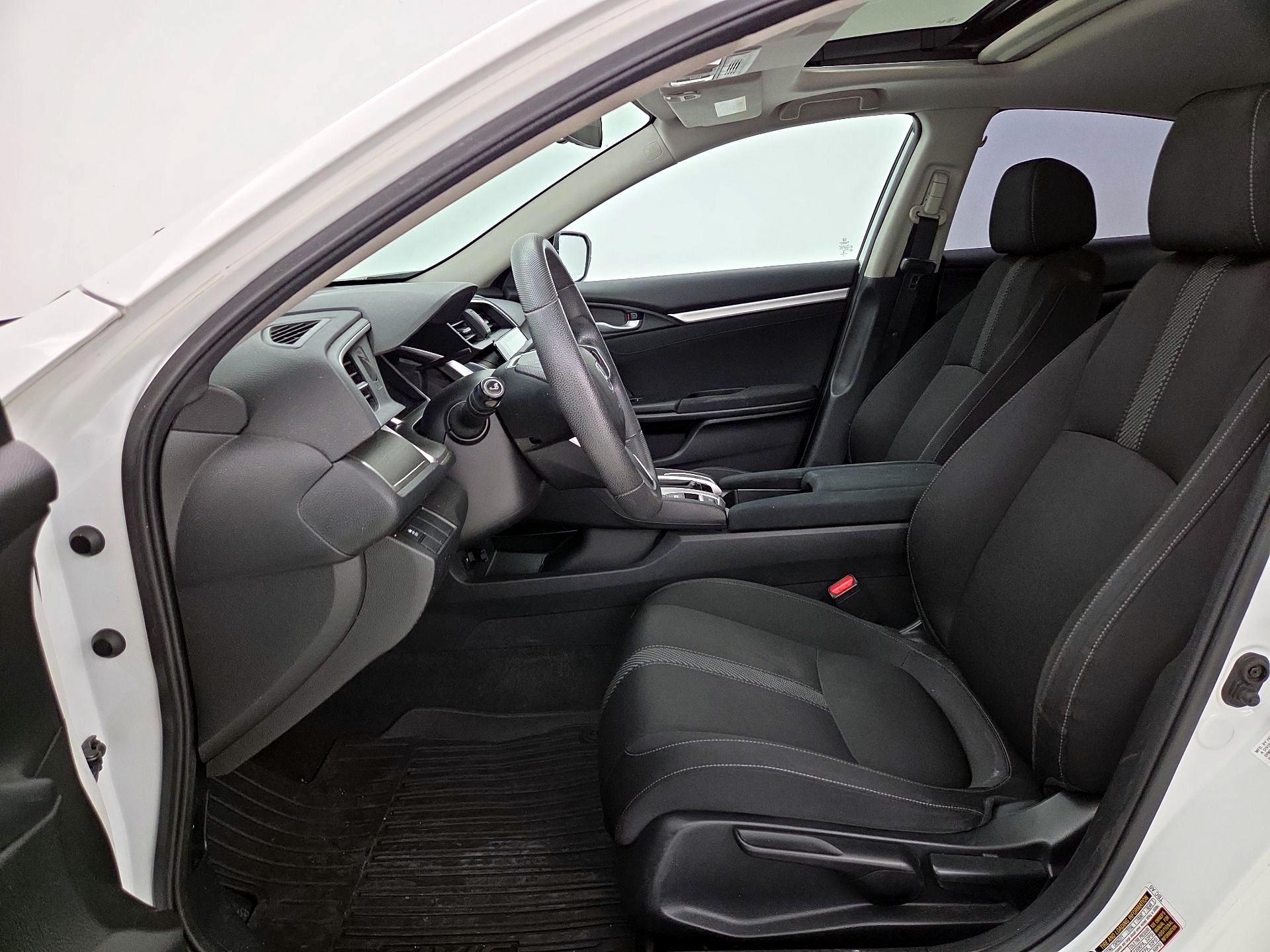 Thumbnail: 2016 Honda Civic - 11