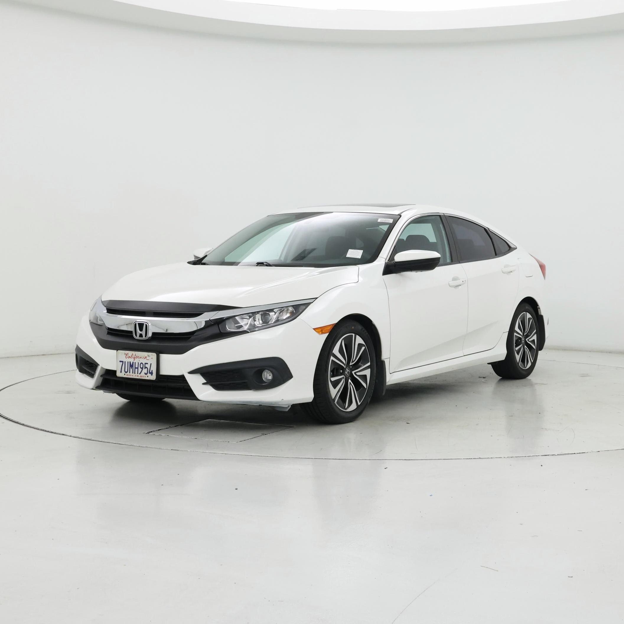 Thumbnail: 2016 Honda Civic - 4