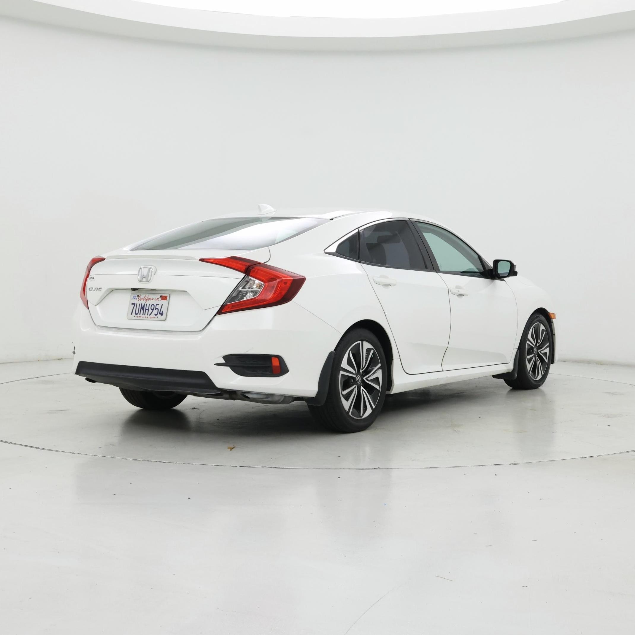 Thumbnail: 2016 Honda Civic - 8