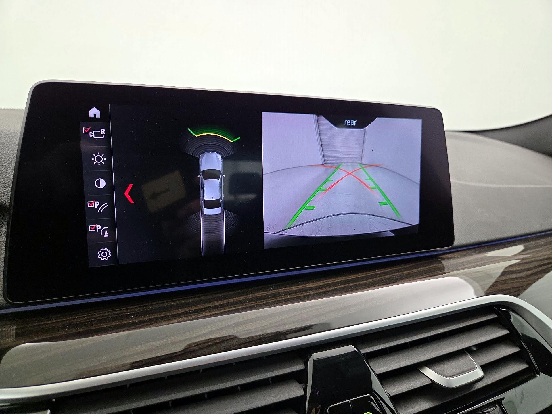 Thumbnail: 2019 BMW 5 Series - 15