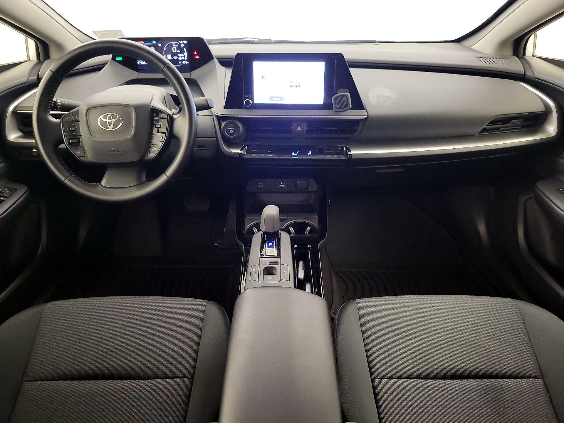 Thumbnail: 2024 Toyota Prius - 9