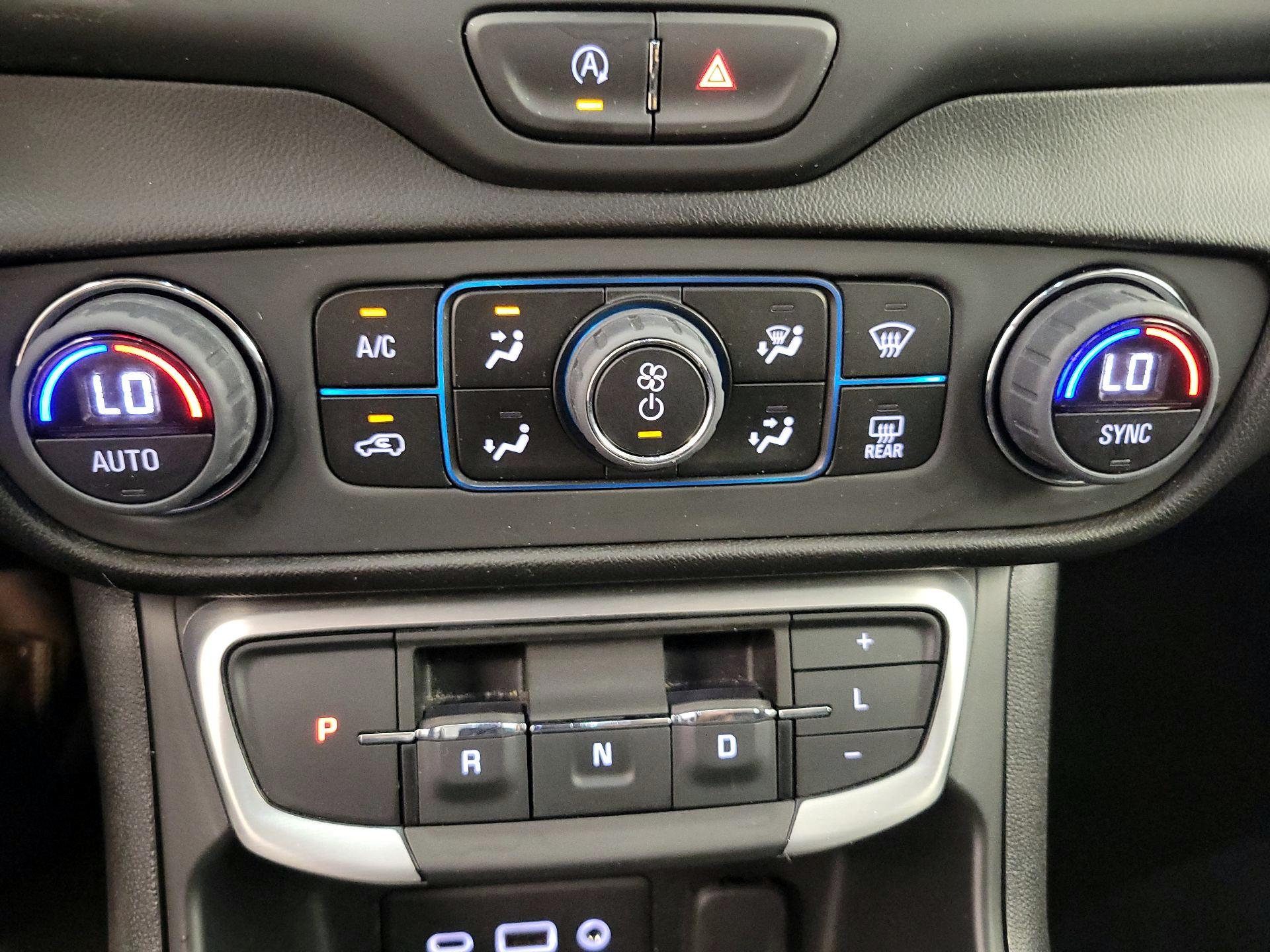 Thumbnail: 2023 GMC Terrain - 16