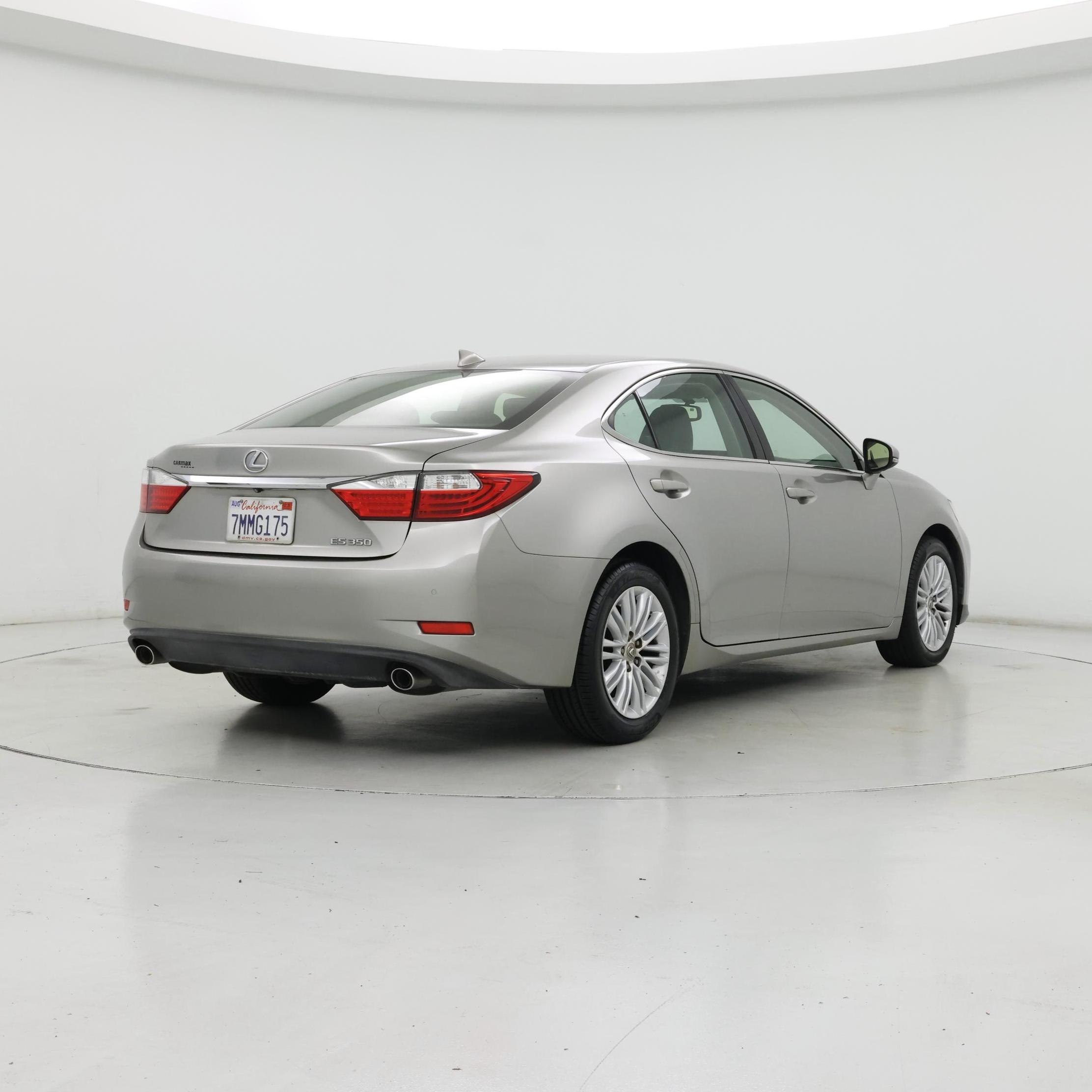 Thumbnail: 2015 Lexus ES - 8