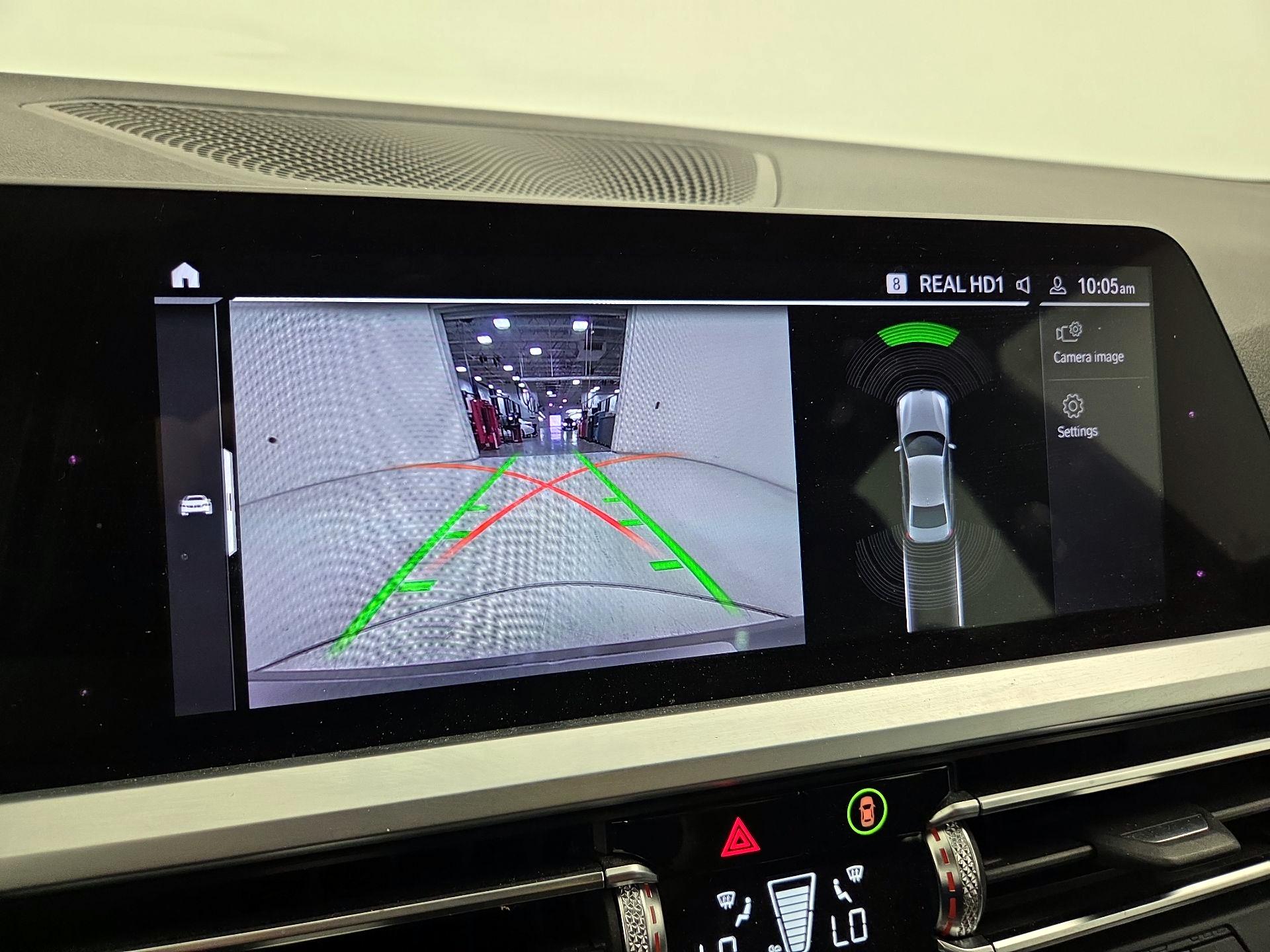 Thumbnail: 2019 BMW 3 Series - 15