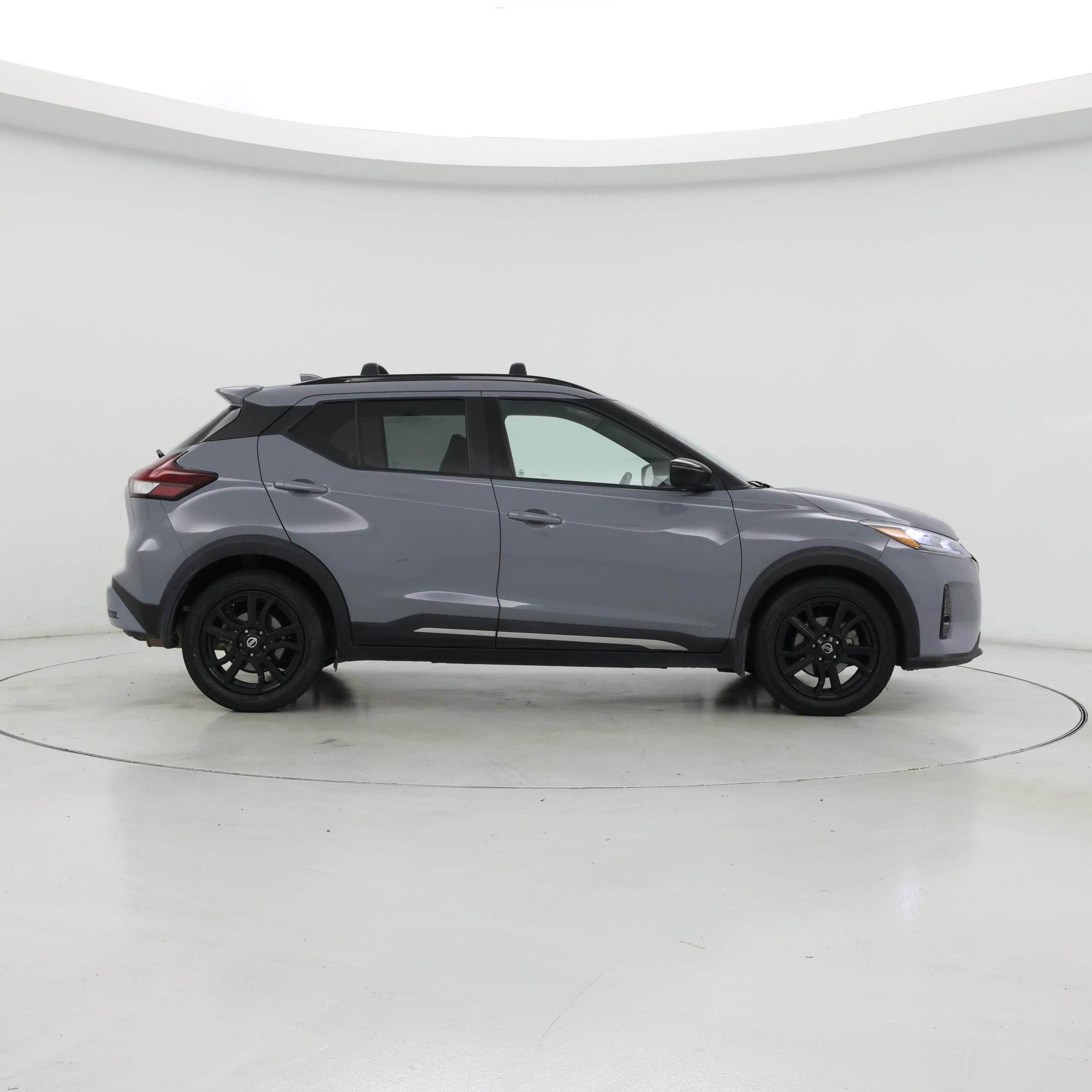 Thumbnail: 2021 Nissan Kicks - 7