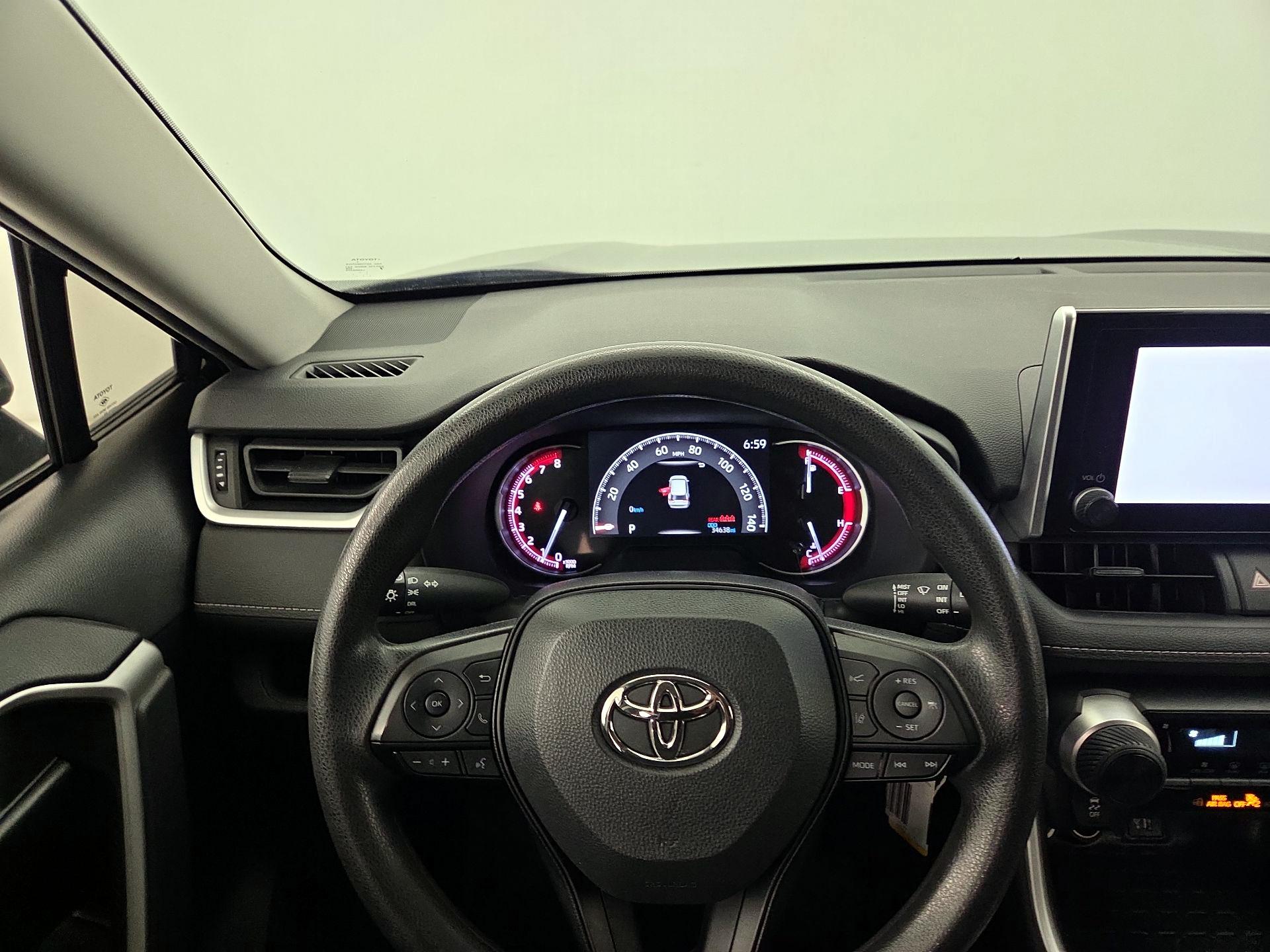 Thumbnail: 2023 Toyota RAV4 - 10