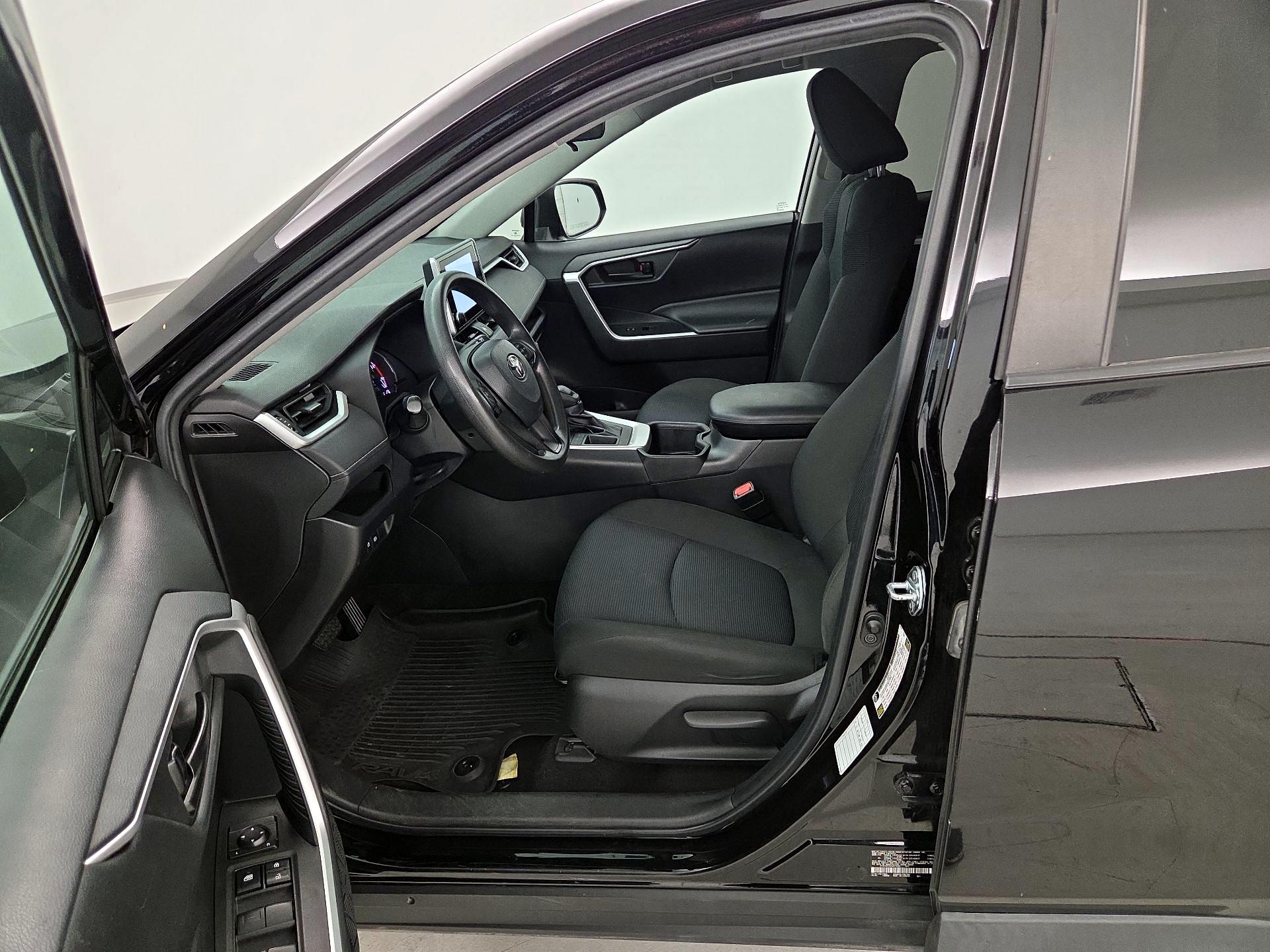 Thumbnail: 2023 Toyota RAV4 - 11