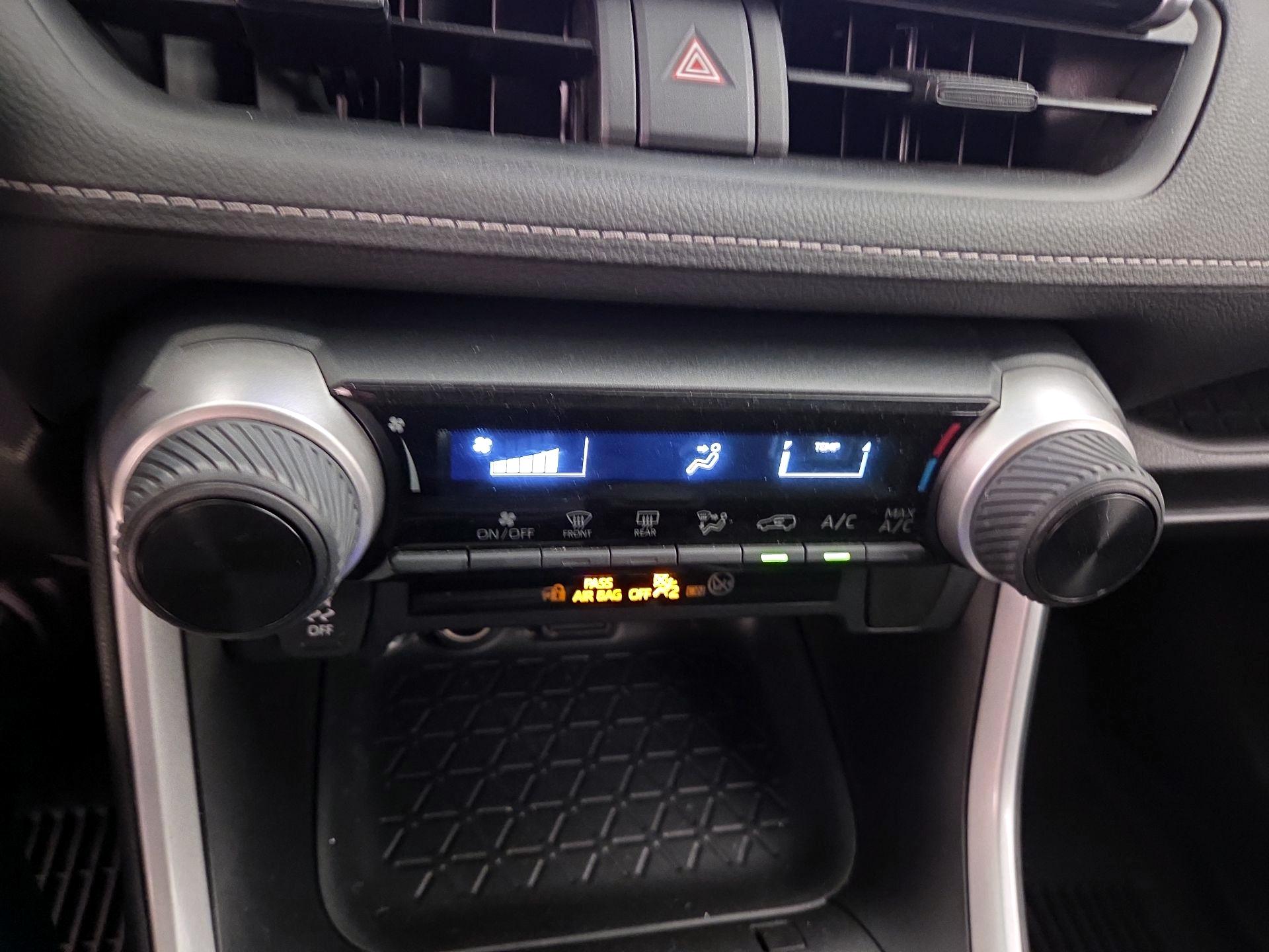 Thumbnail: 2023 Toyota RAV4 - 16