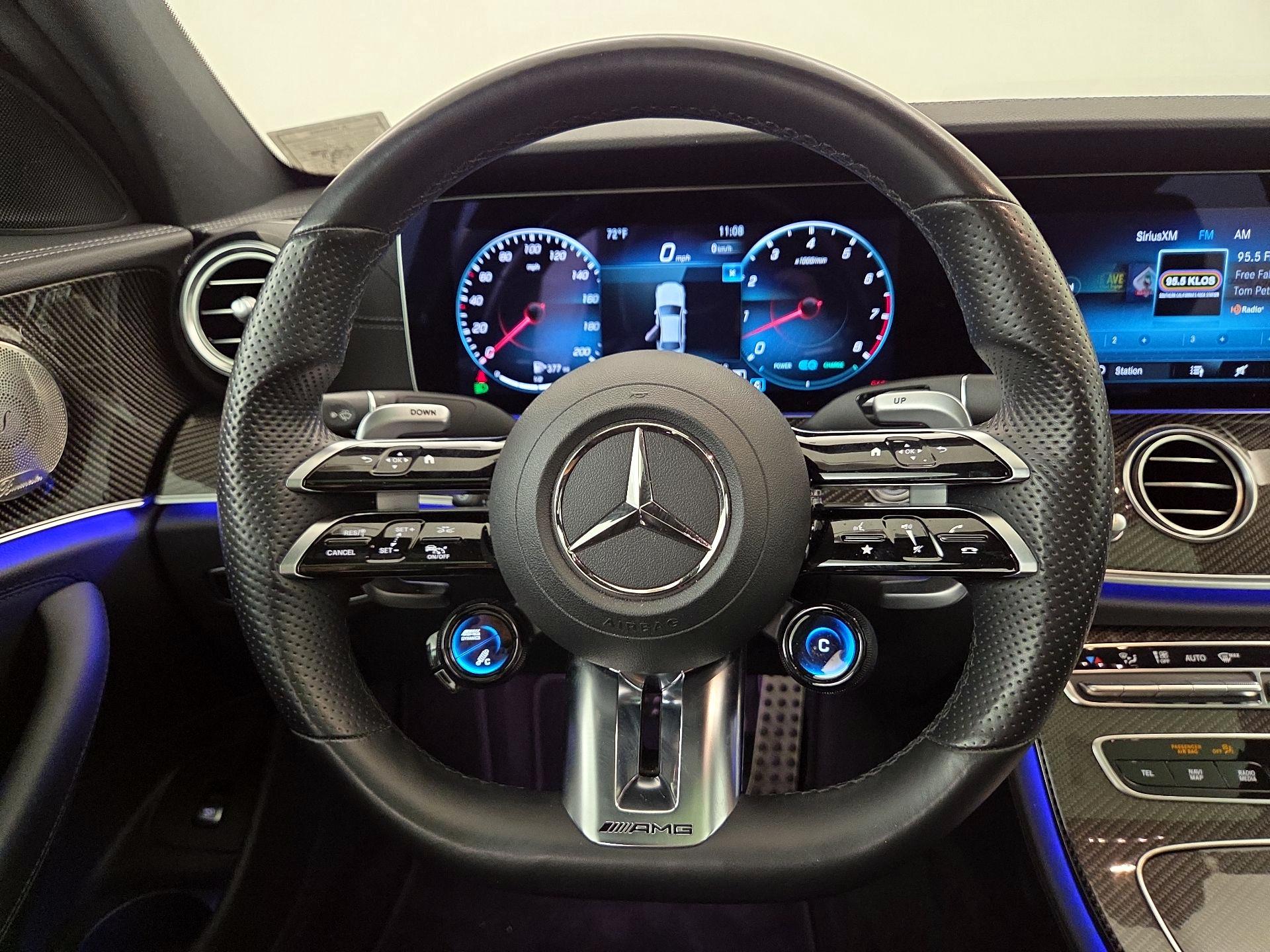 Thumbnail: 2022 Mercedes-Benz E-Class - 10