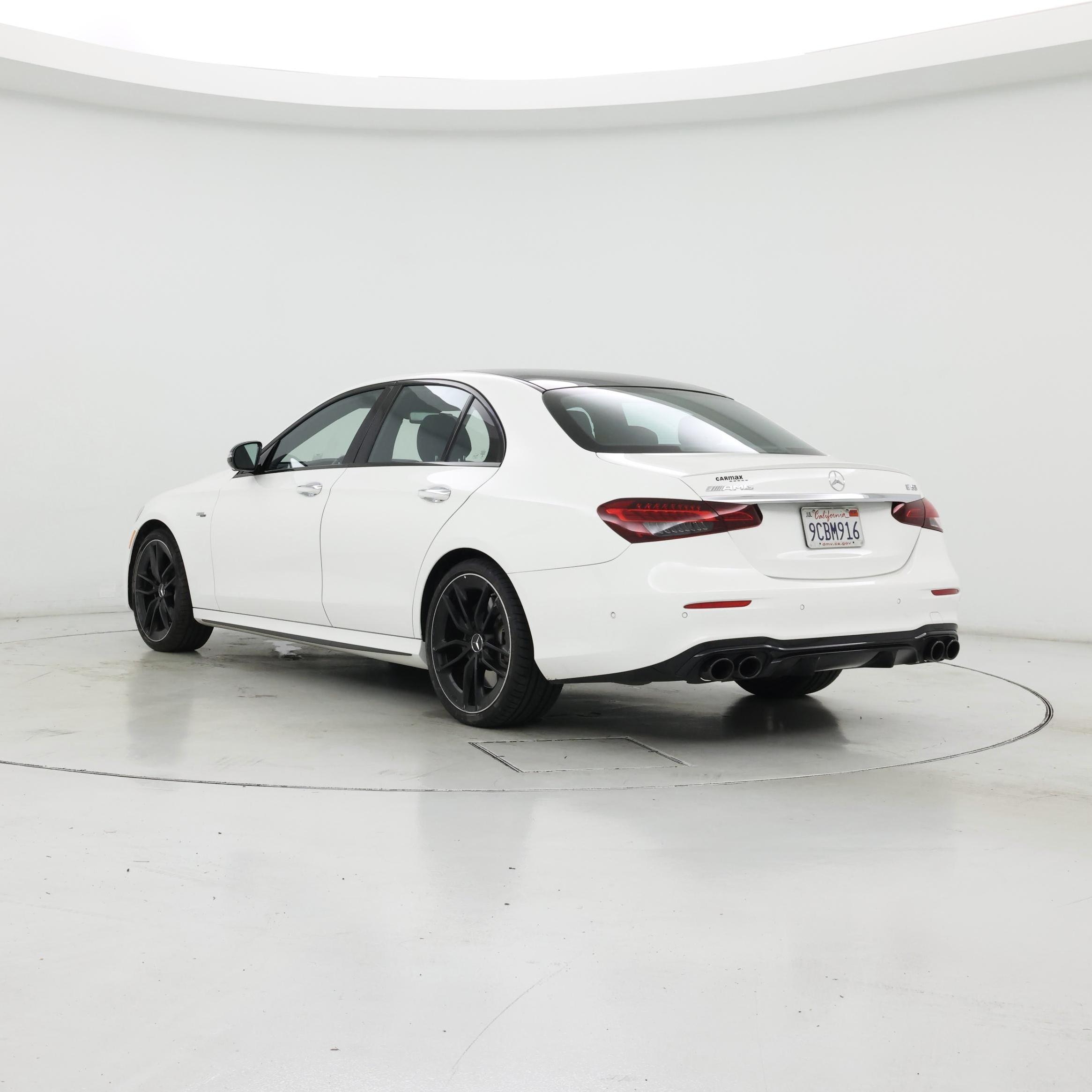 Thumbnail: 2022 Mercedes-Benz E-Class - 2