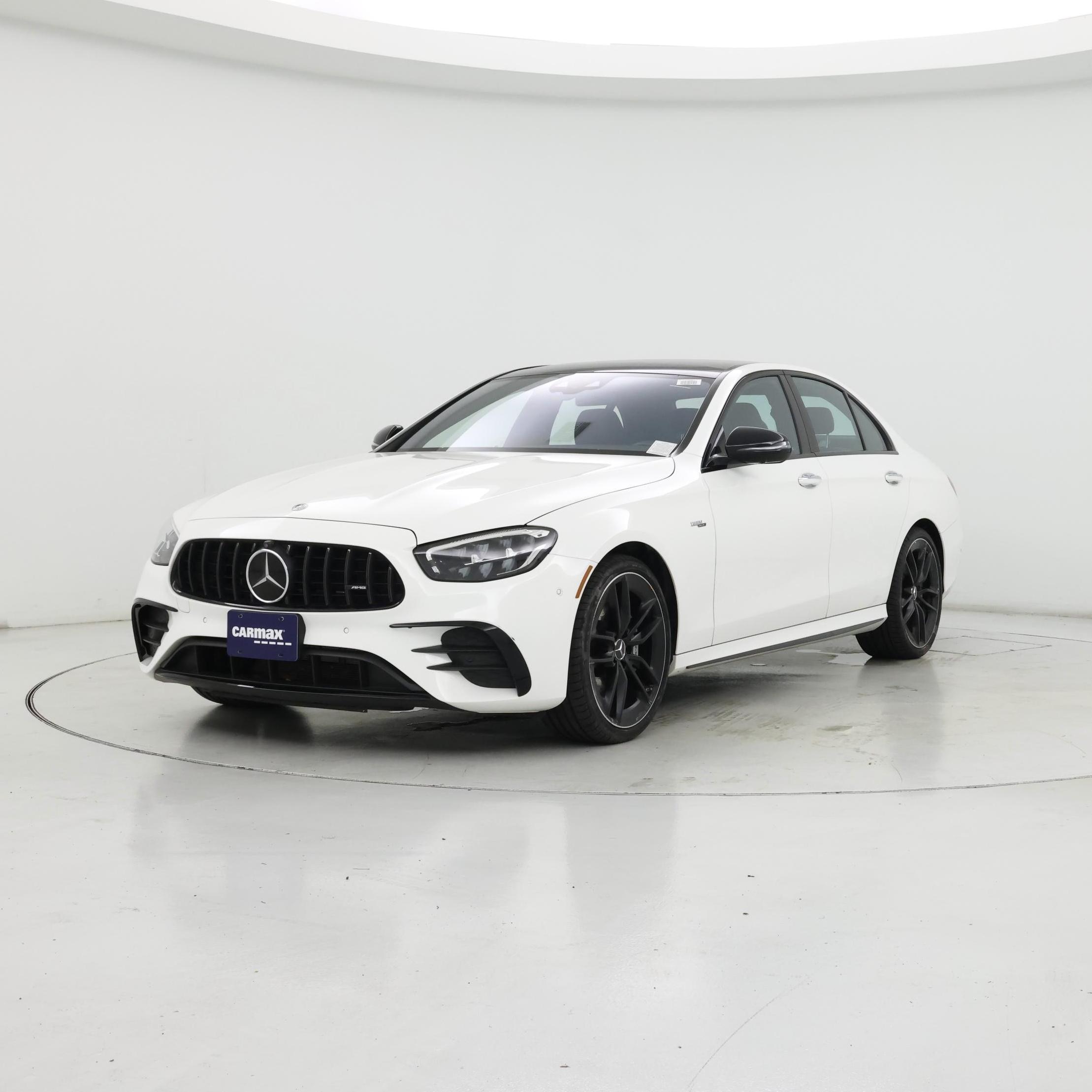 Thumbnail: 2022 Mercedes-Benz E-Class - 4