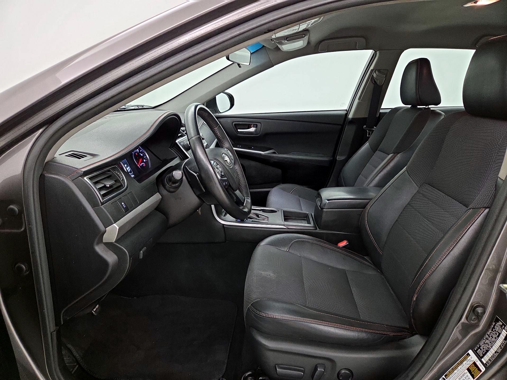 Thumbnail: 2017 Toyota Camry - 11
