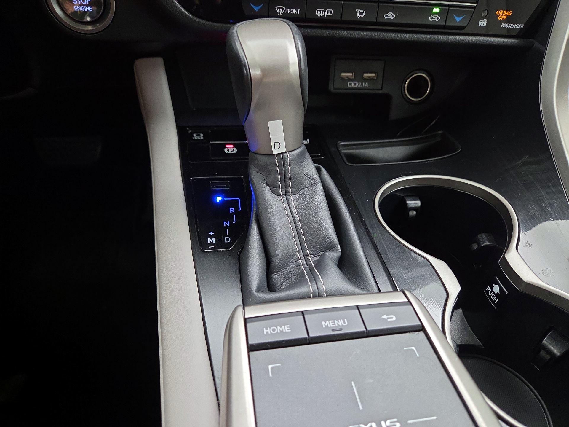 Thumbnail: 2021 Lexus RX - 17