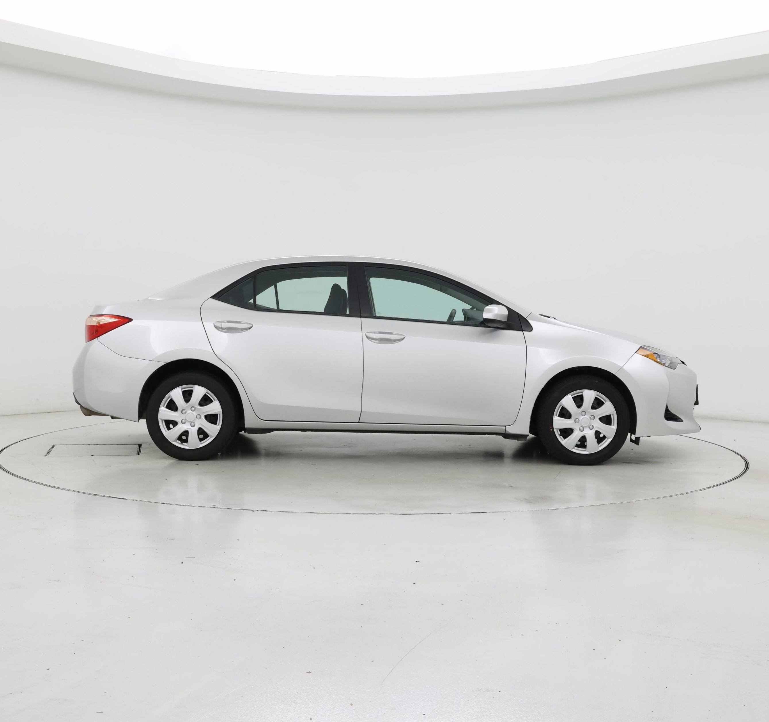 Thumbnail: 2017 Toyota Corolla - 7