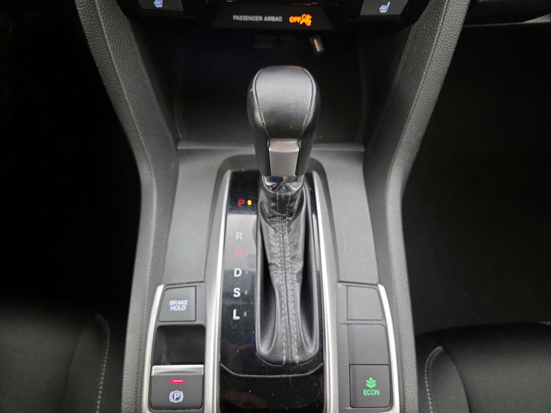 Thumbnail: 2019 Honda Civic - 17