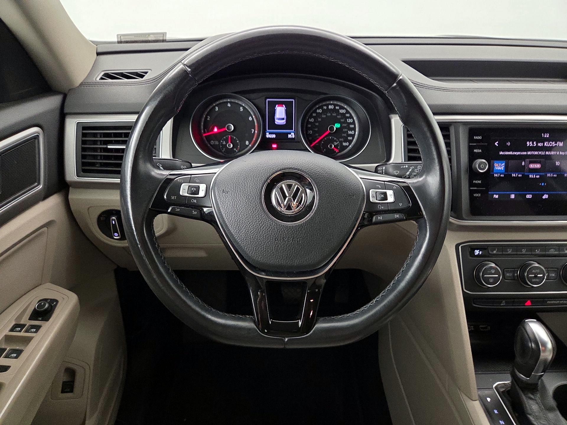 Thumbnail: 2018 Volkswagen Atlas - 10
