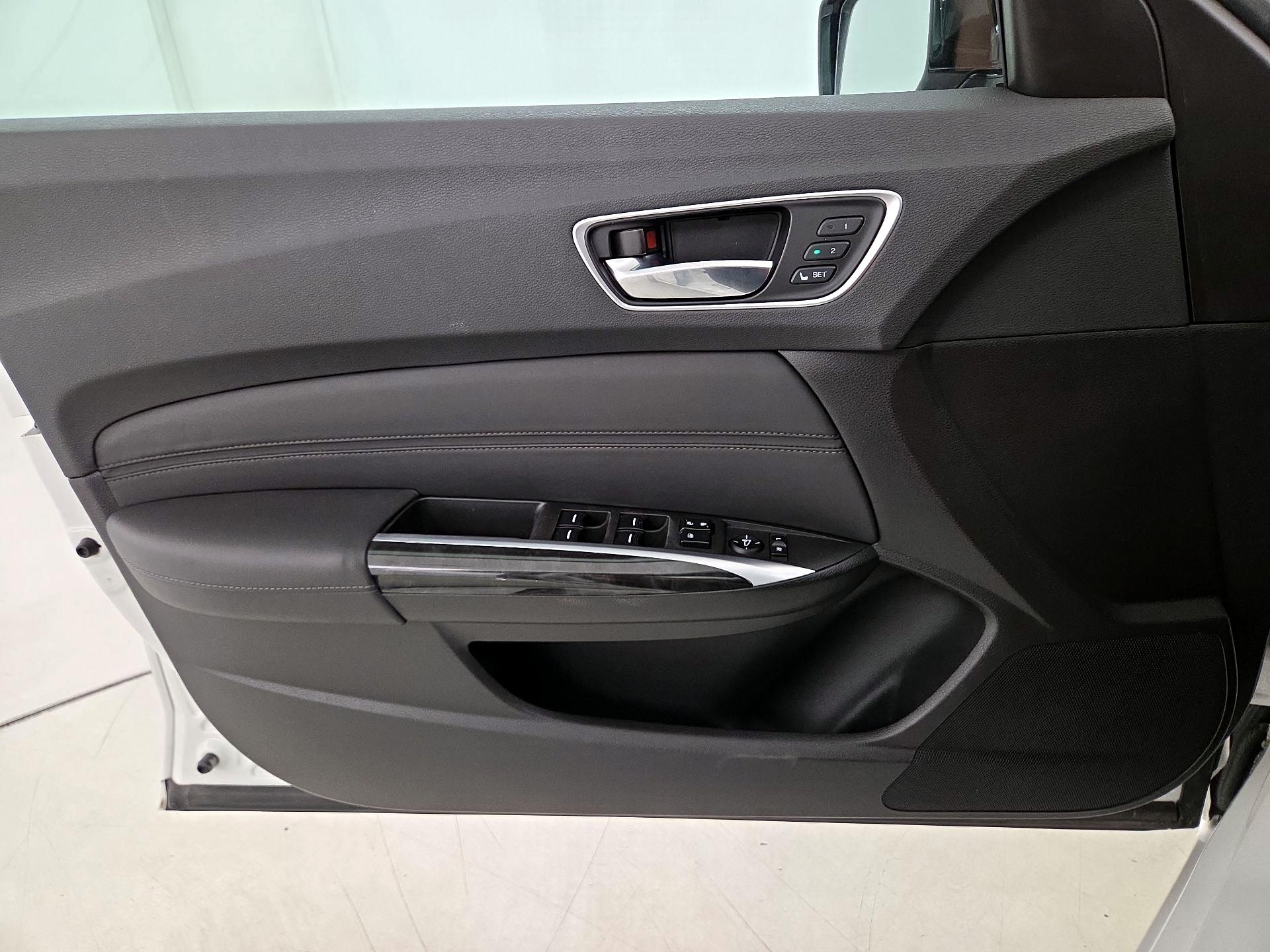 Thumbnail: 2020 Acura TLX - 12