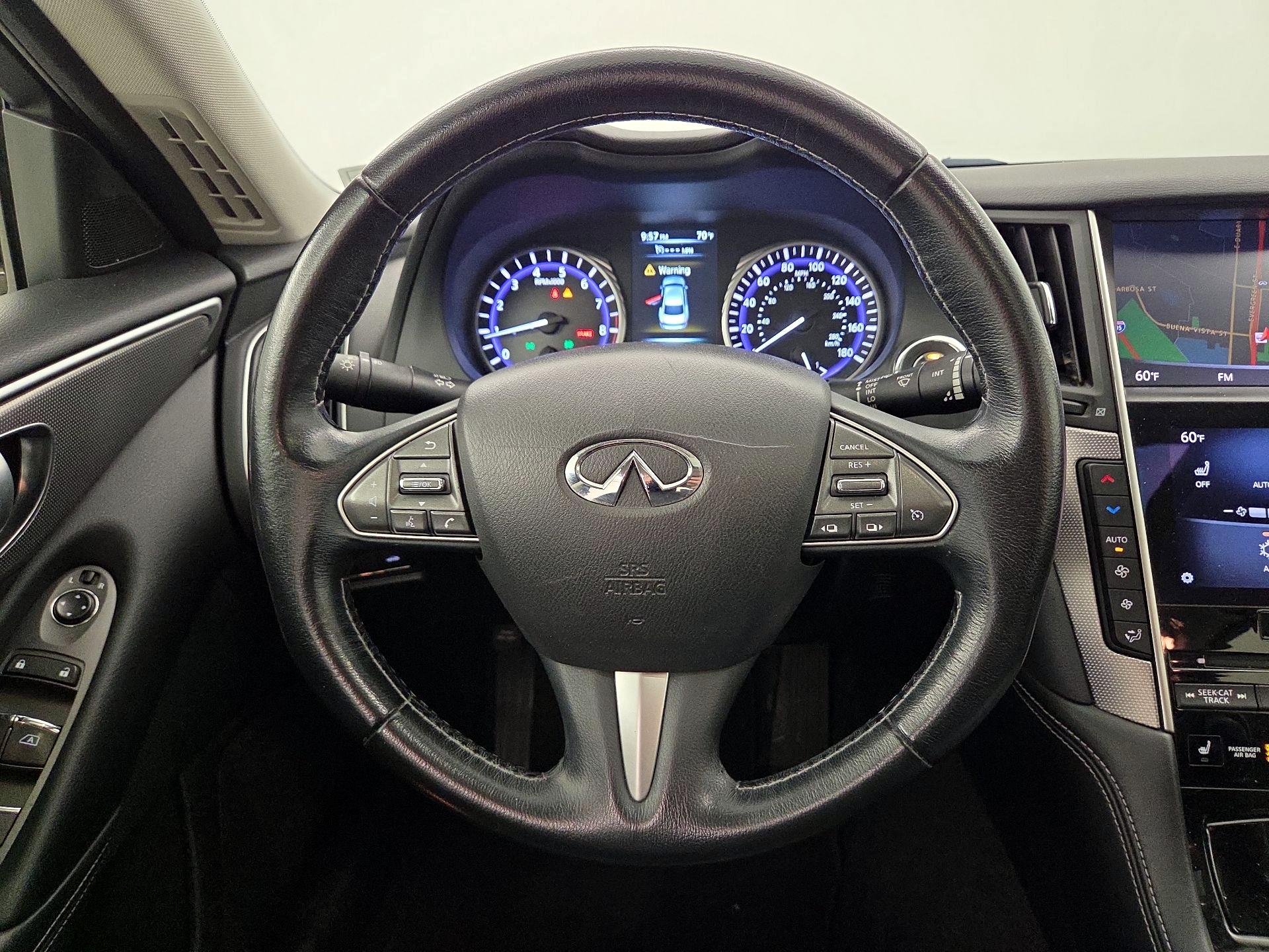 Thumbnail: 2015 INFINITI Q50 - 10
