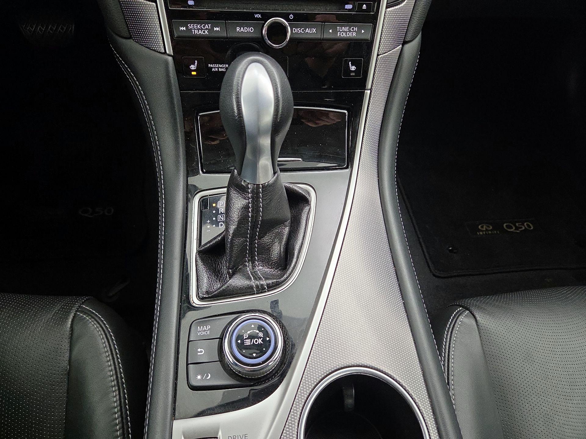 Thumbnail: 2015 INFINITI Q50 - 18