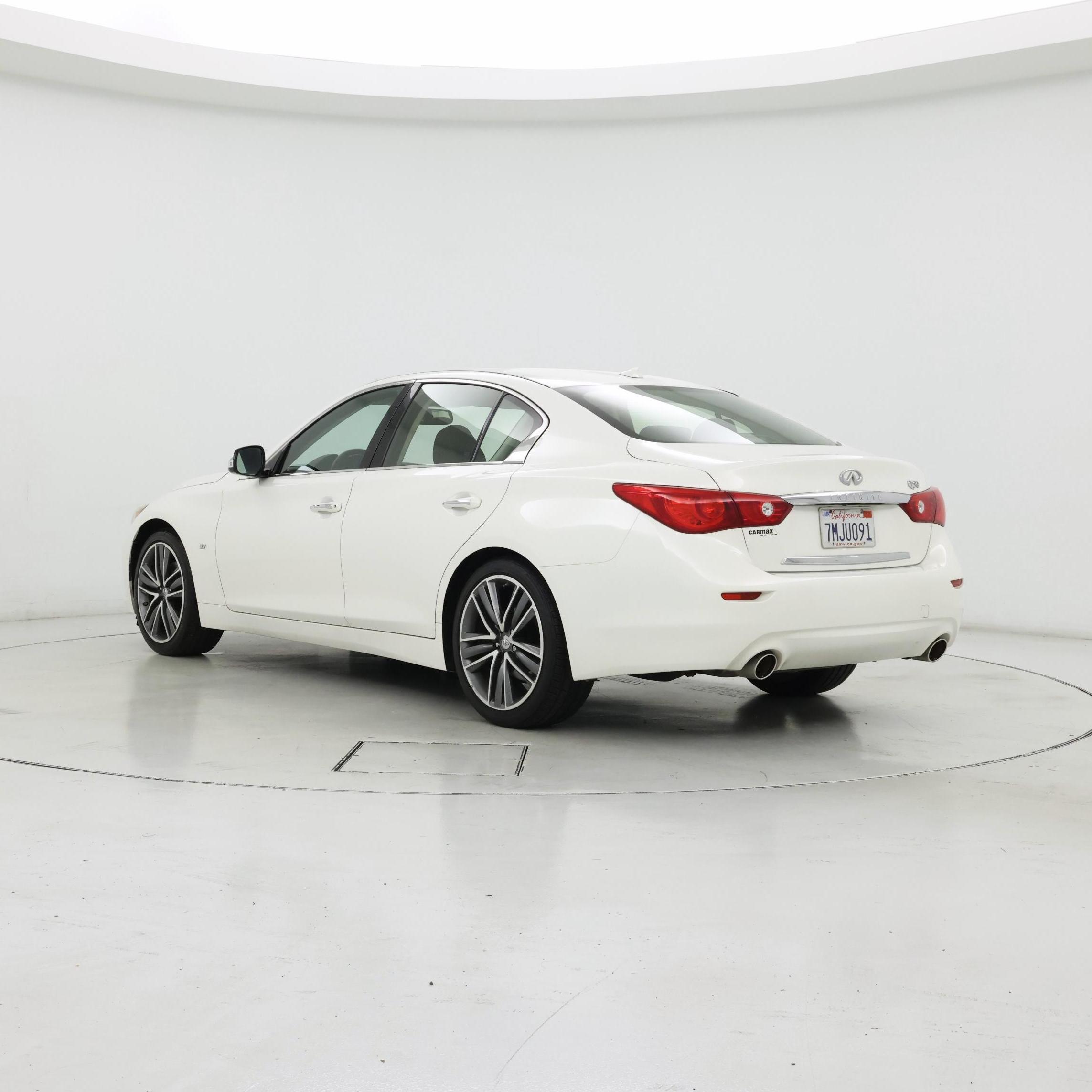 Thumbnail: 2015 INFINITI Q50 - 2