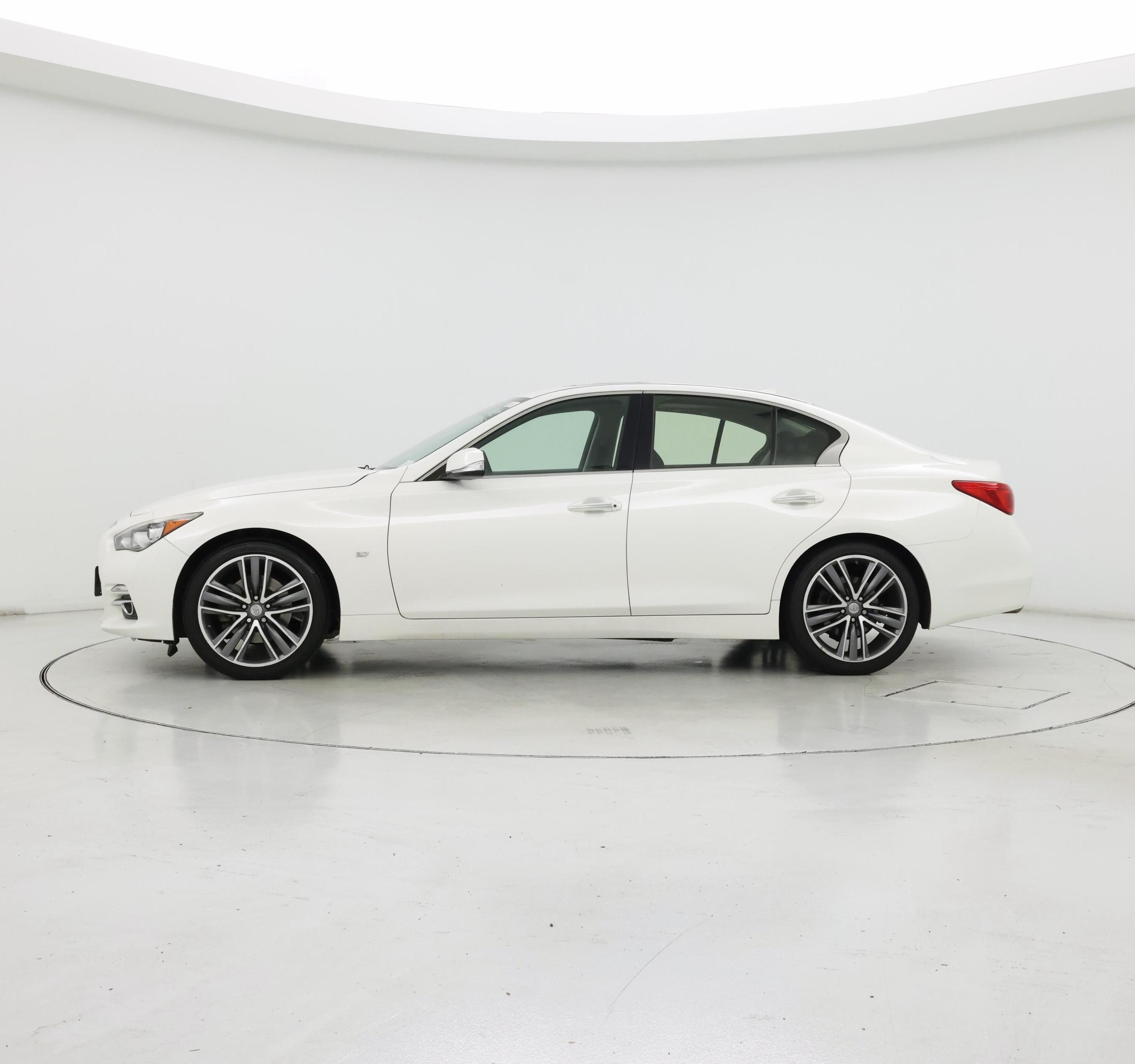 Thumbnail: 2015 INFINITI Q50 - 3