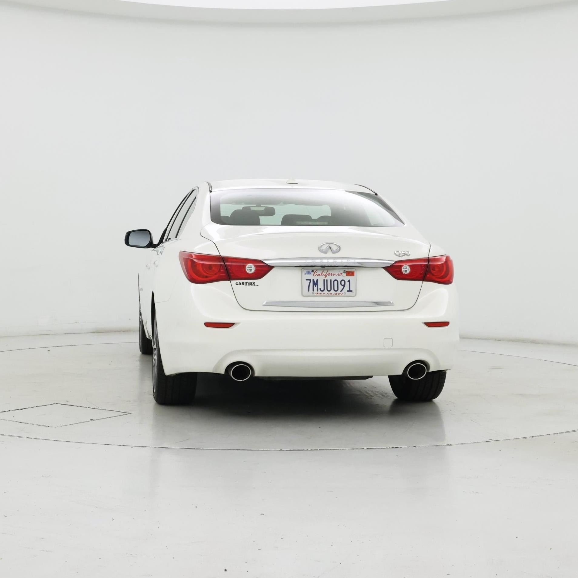 Thumbnail: 2015 INFINITI Q50 - 6