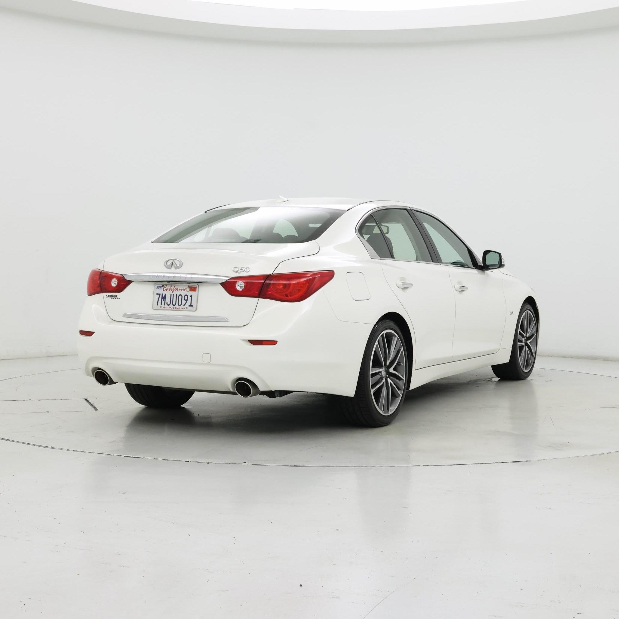 Thumbnail: 2015 INFINITI Q50 - 8