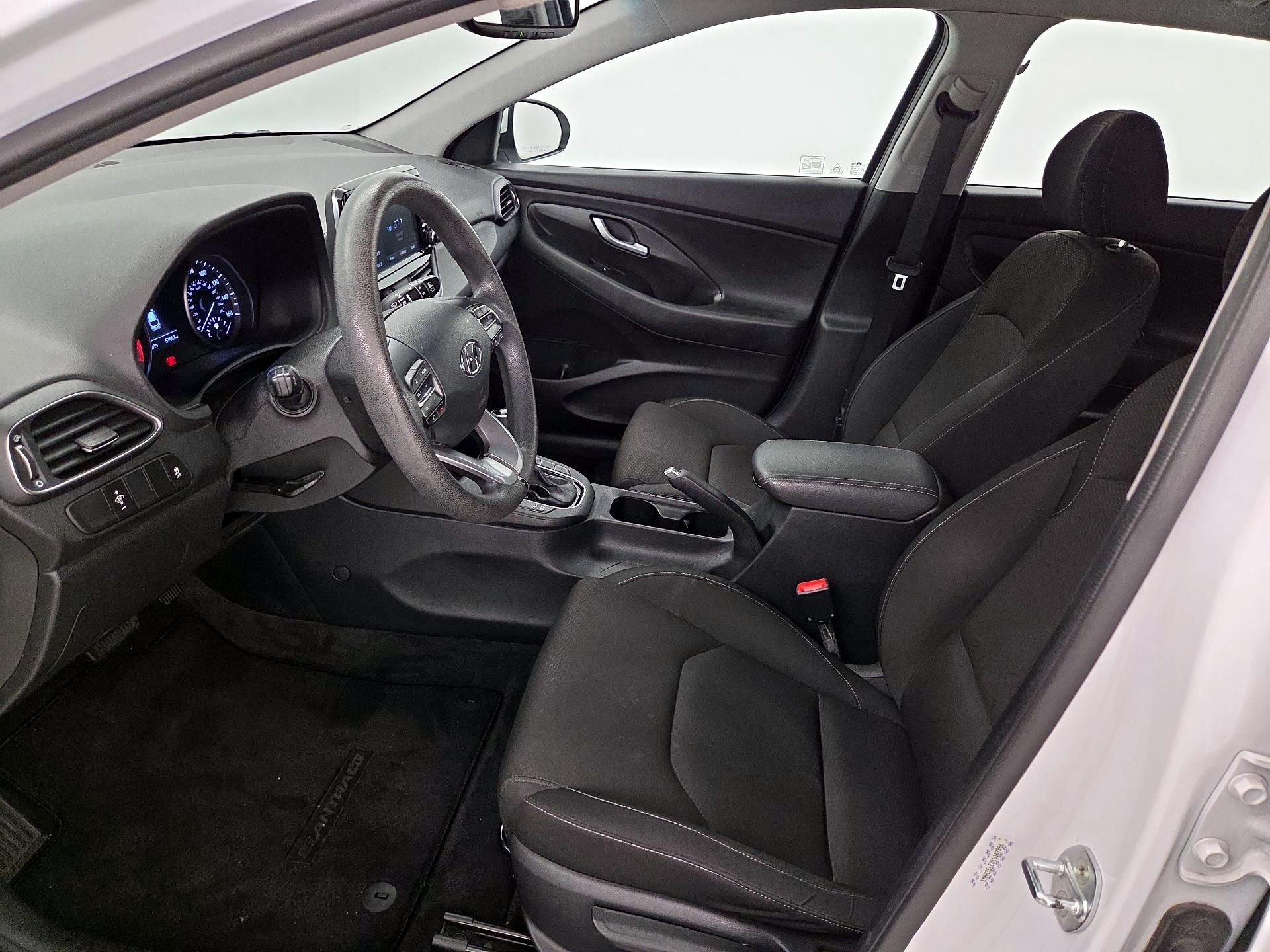 Thumbnail: 2019 Hyundai Elantra - 11