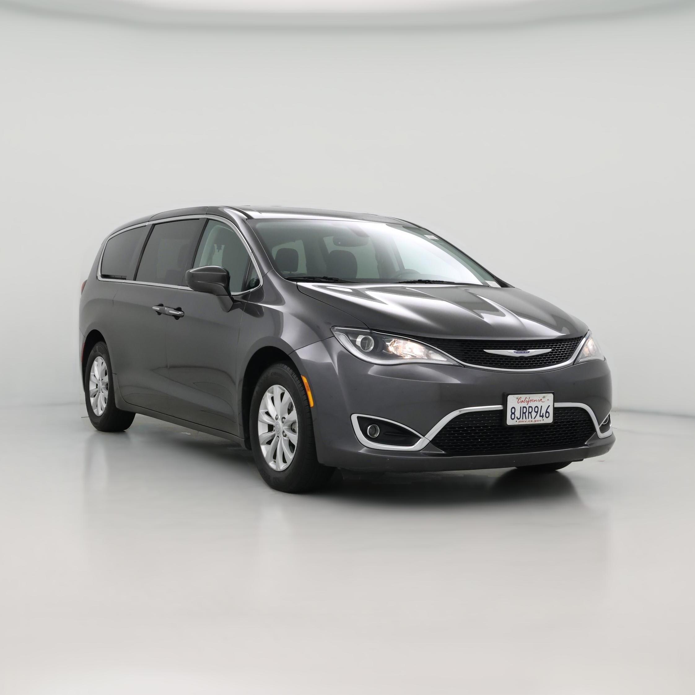 Thumbnail: 2019 Chrysler Pacifica - 1