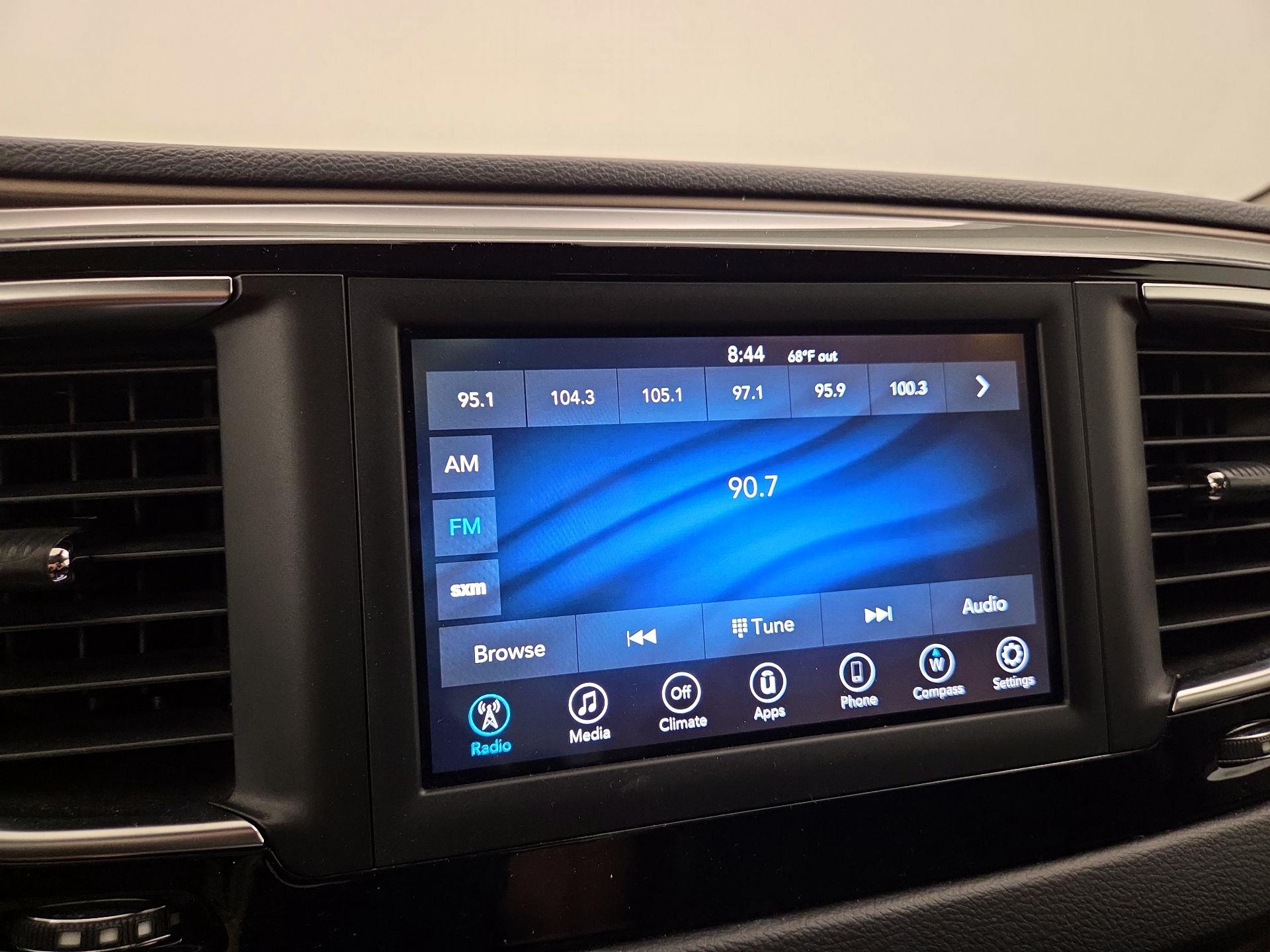 Thumbnail: 2019 Chrysler Pacifica - 15