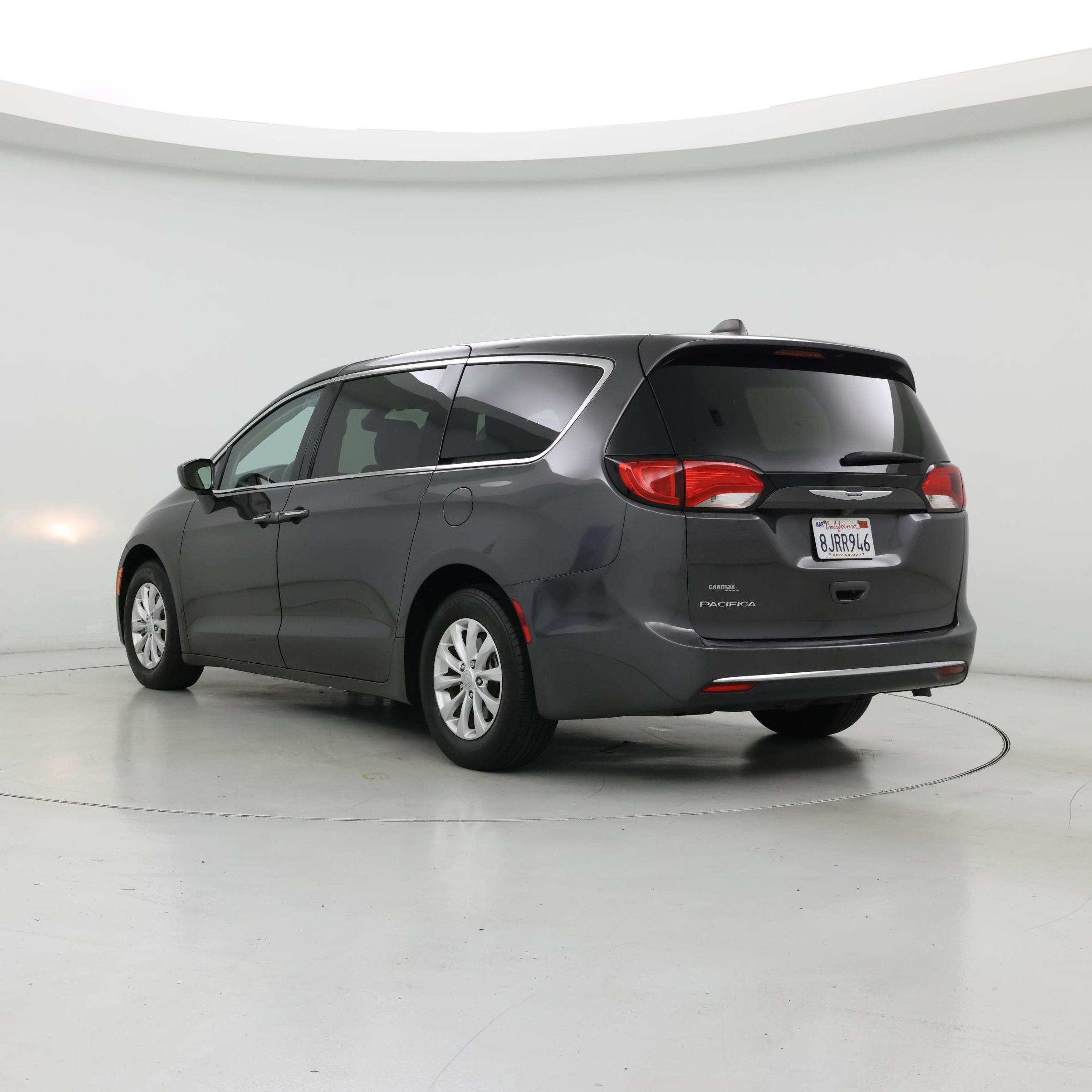 Thumbnail: 2019 Chrysler Pacifica - 2