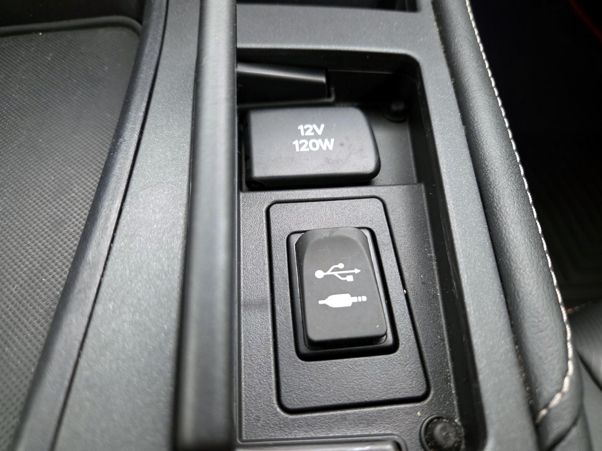 Thumbnail: 2015 Lexus CT - 17