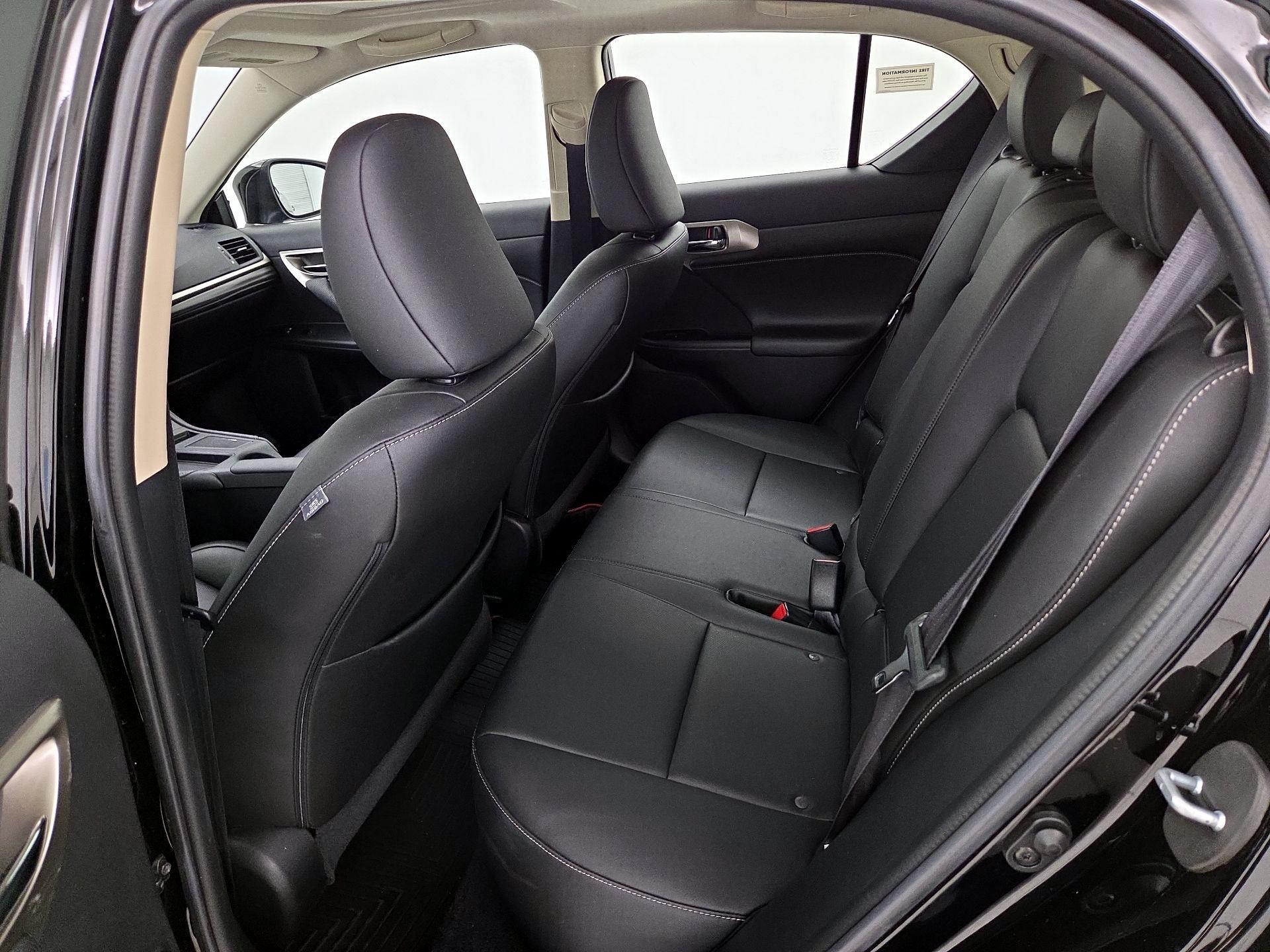 Thumbnail: 2015 Lexus CT - 19