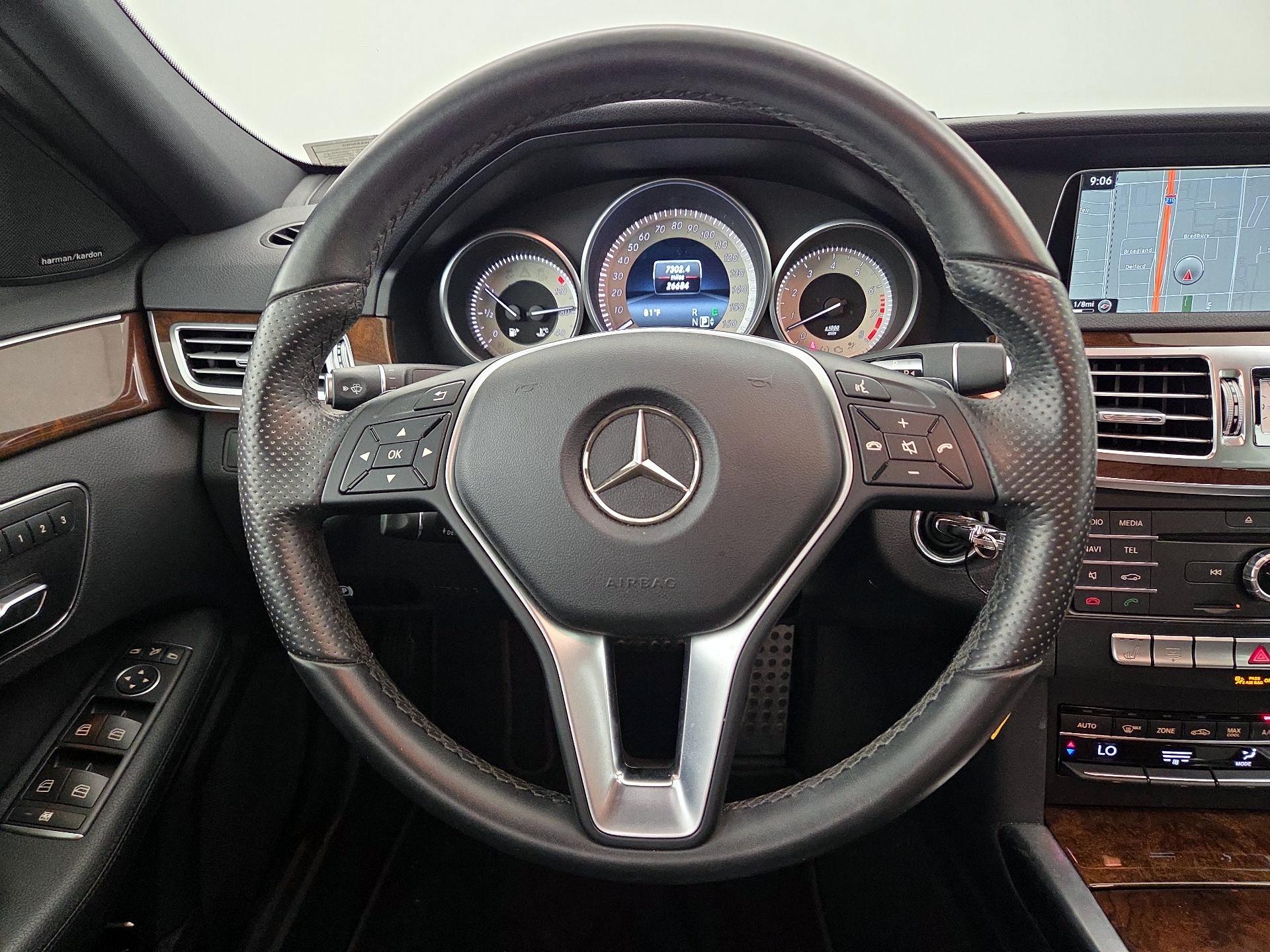 Thumbnail: 2016 Mercedes-Benz E-Class - 10
