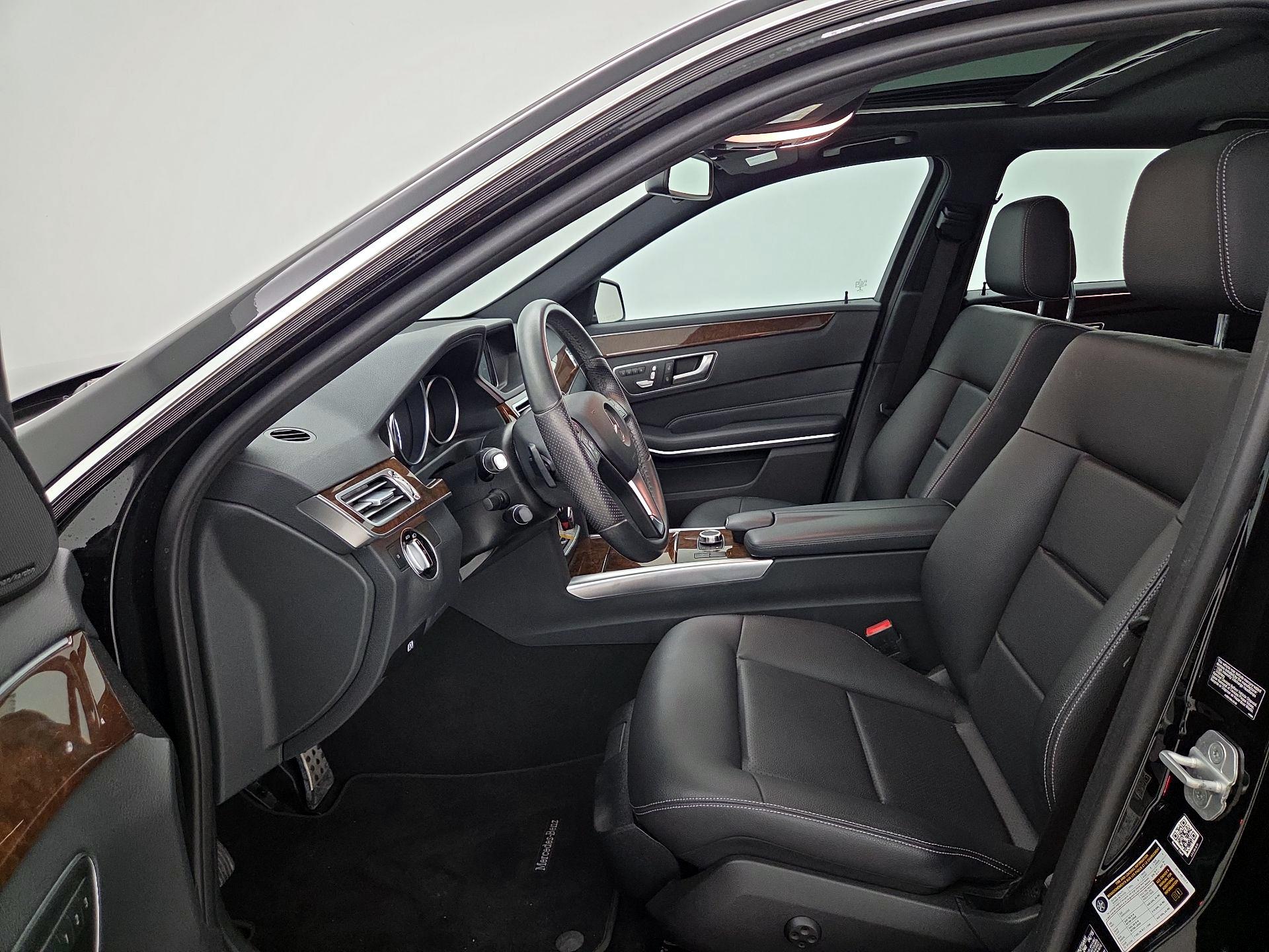 Thumbnail: 2016 Mercedes-Benz E-Class - 11