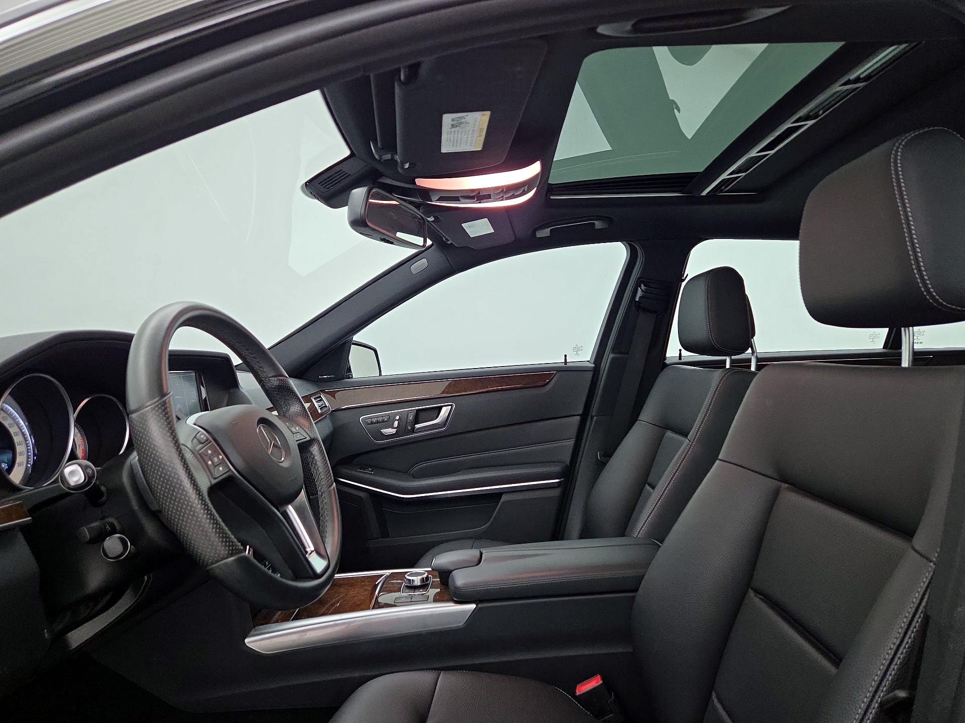 Thumbnail: 2016 Mercedes-Benz E-Class - 20