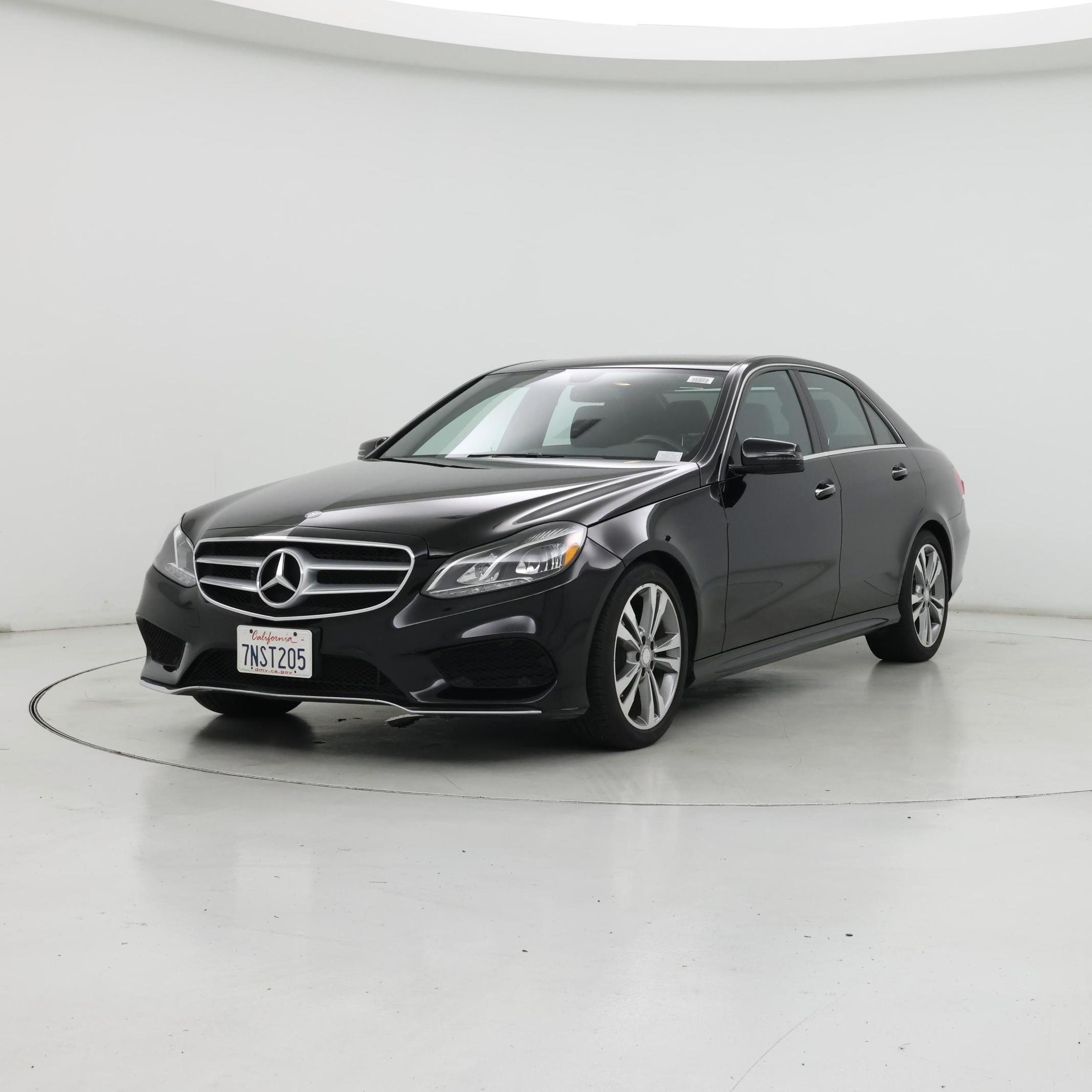 Thumbnail: 2016 Mercedes-Benz E-Class - 4