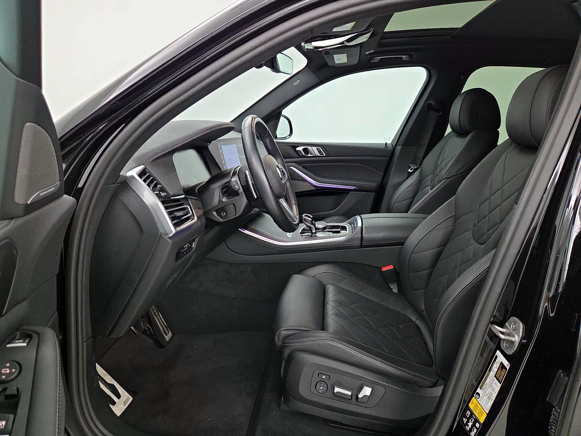 Thumbnail: 2023 BMW X5 - 11