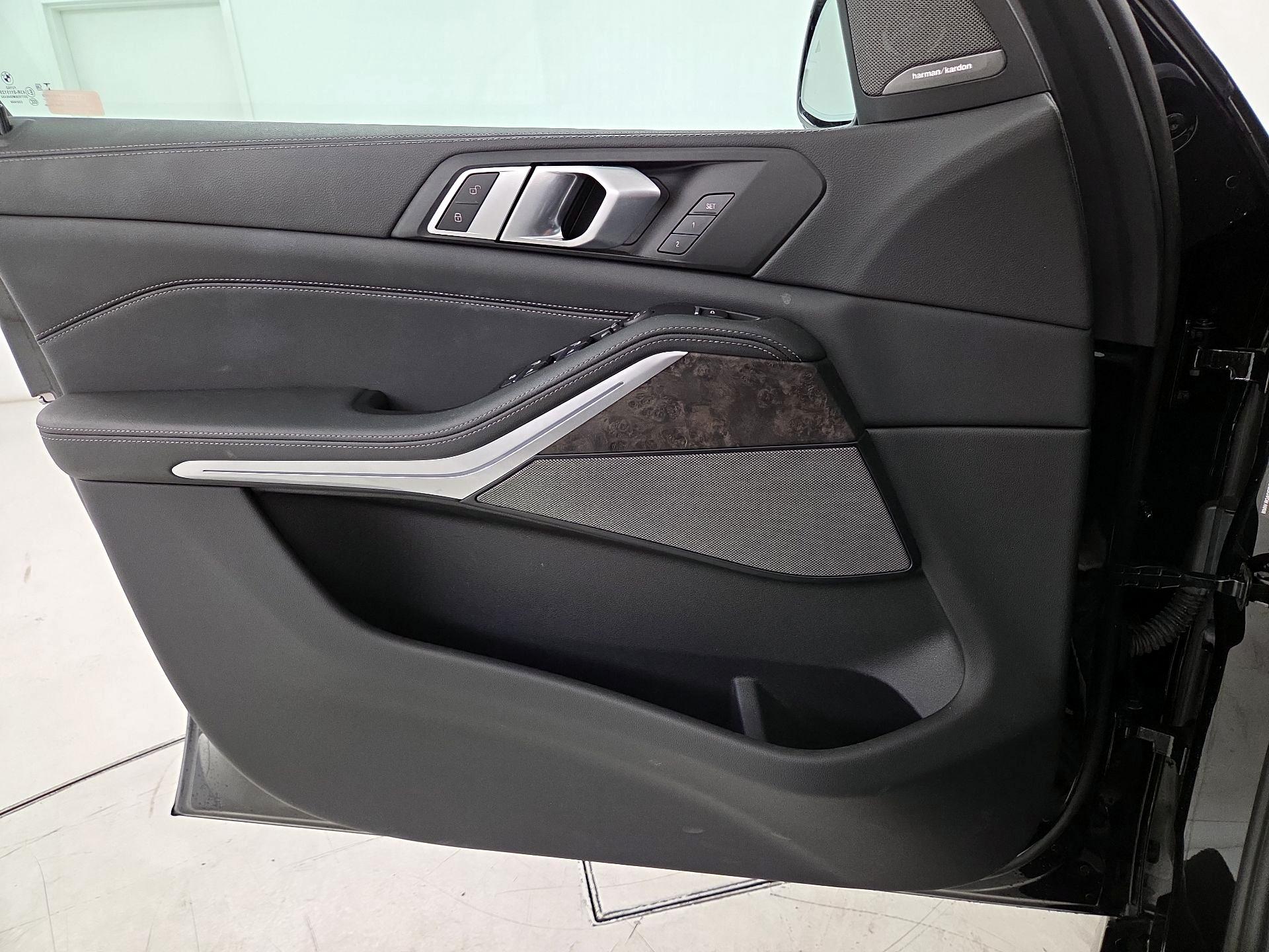 Thumbnail: 2023 BMW X5 - 12