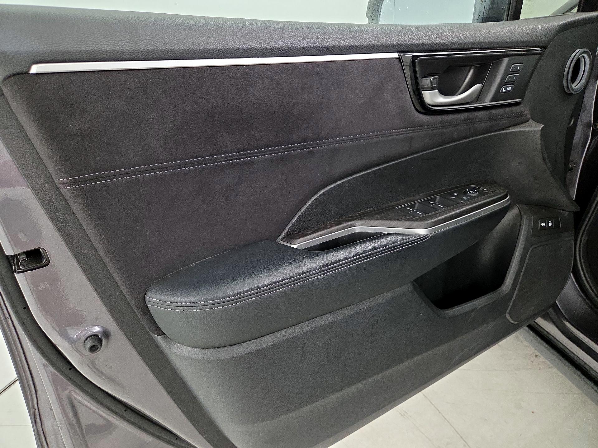 Thumbnail: 2019 Honda Clarity - 12