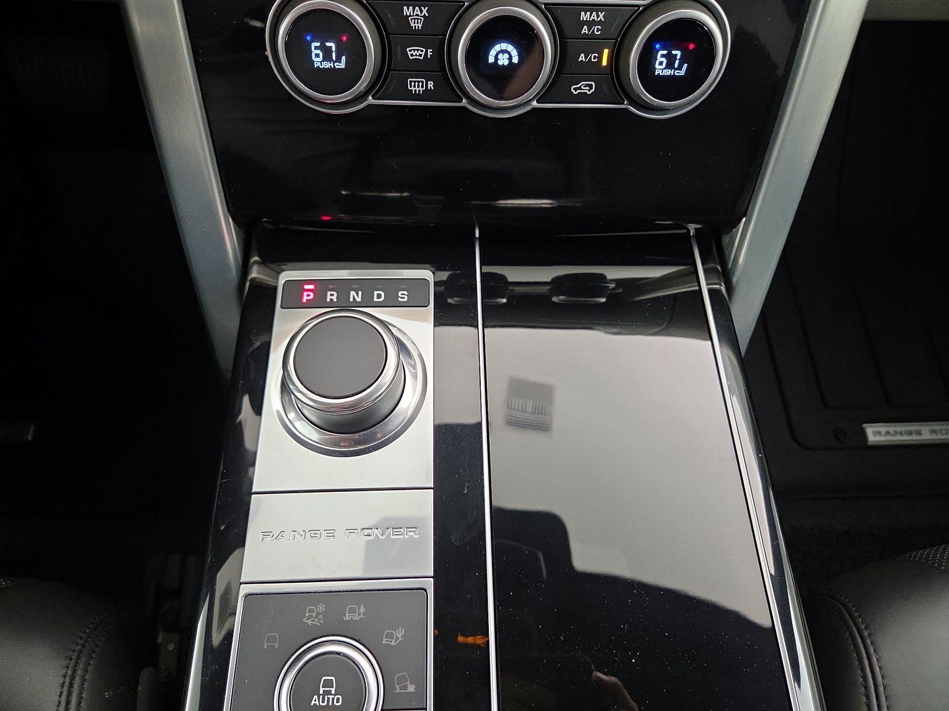 Thumbnail: 2016 Land Rover Range Rover - 18