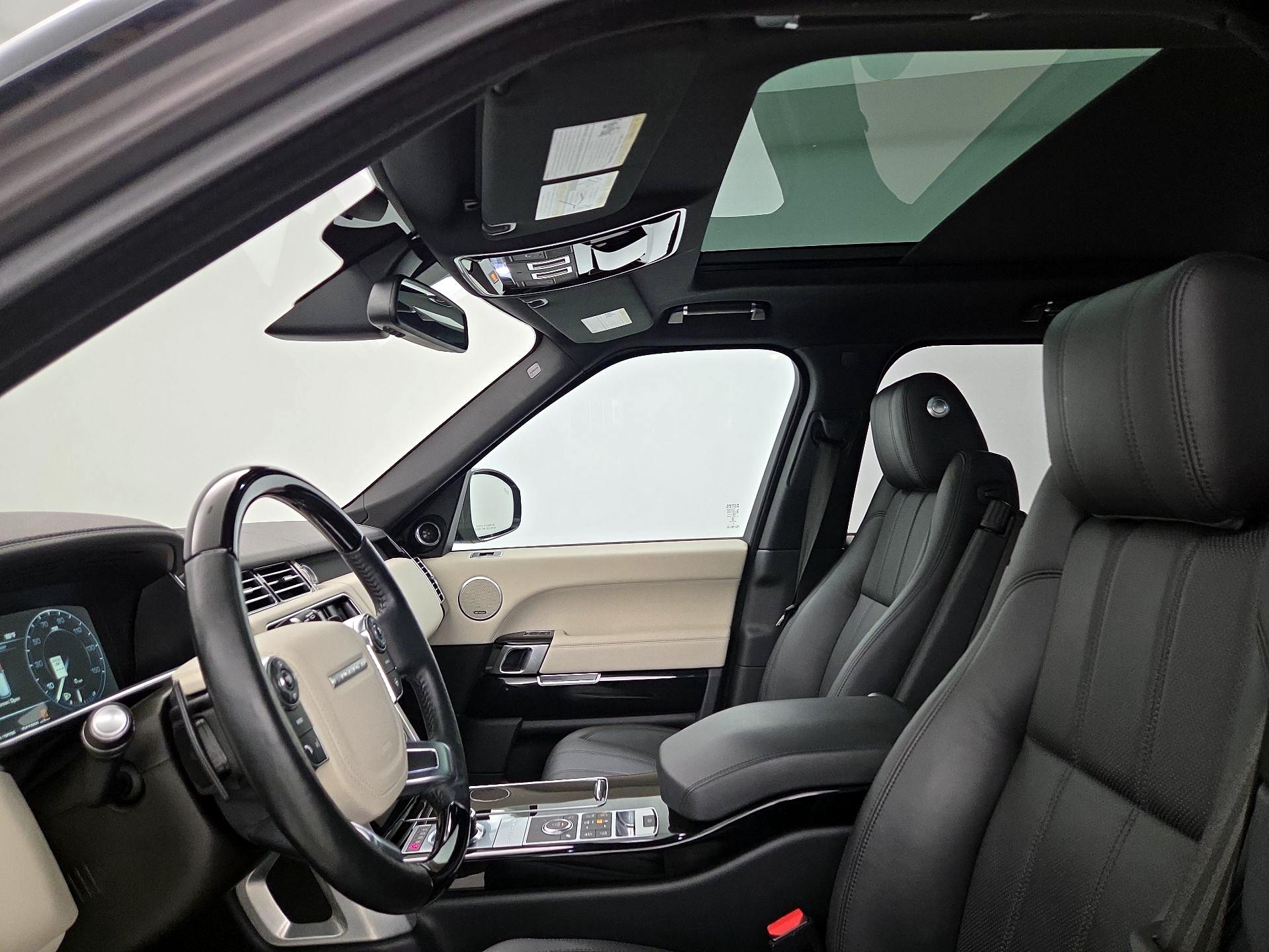 Thumbnail: 2016 Land Rover Range Rover - 20