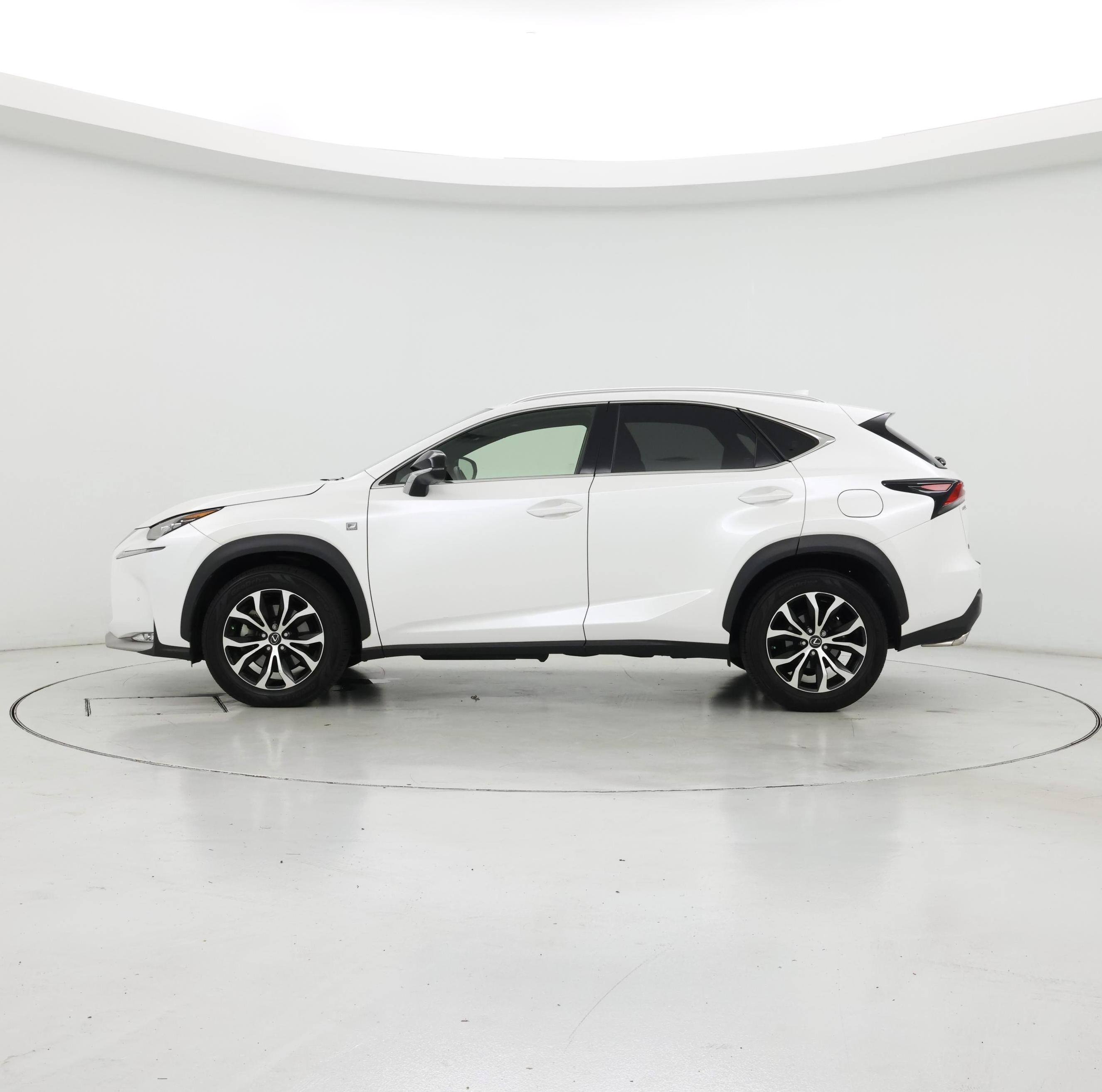 Thumbnail: 2015 Lexus NX - 3