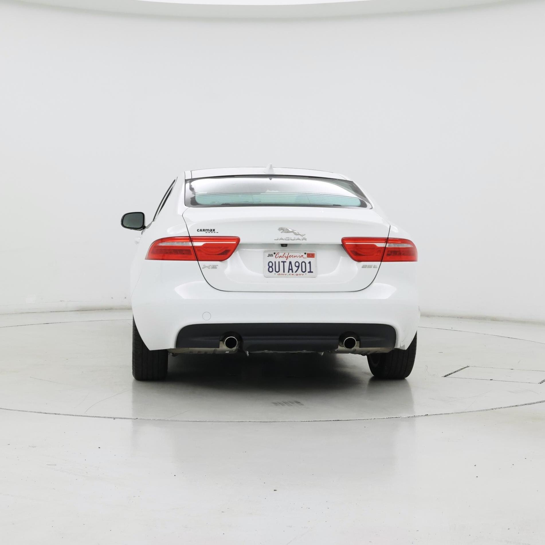 Thumbnail: 2019 Jaguar XE - 6