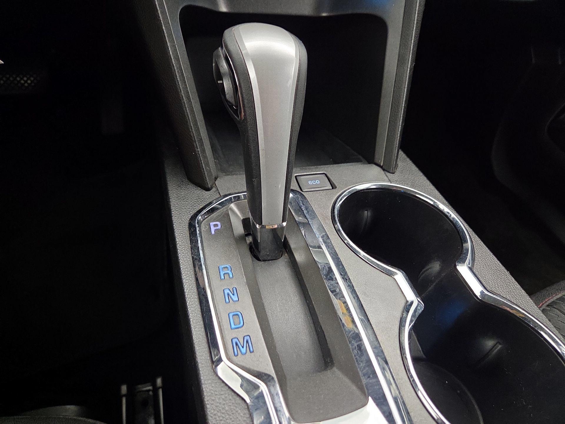 Thumbnail: 2015 Chevrolet Equinox - 16